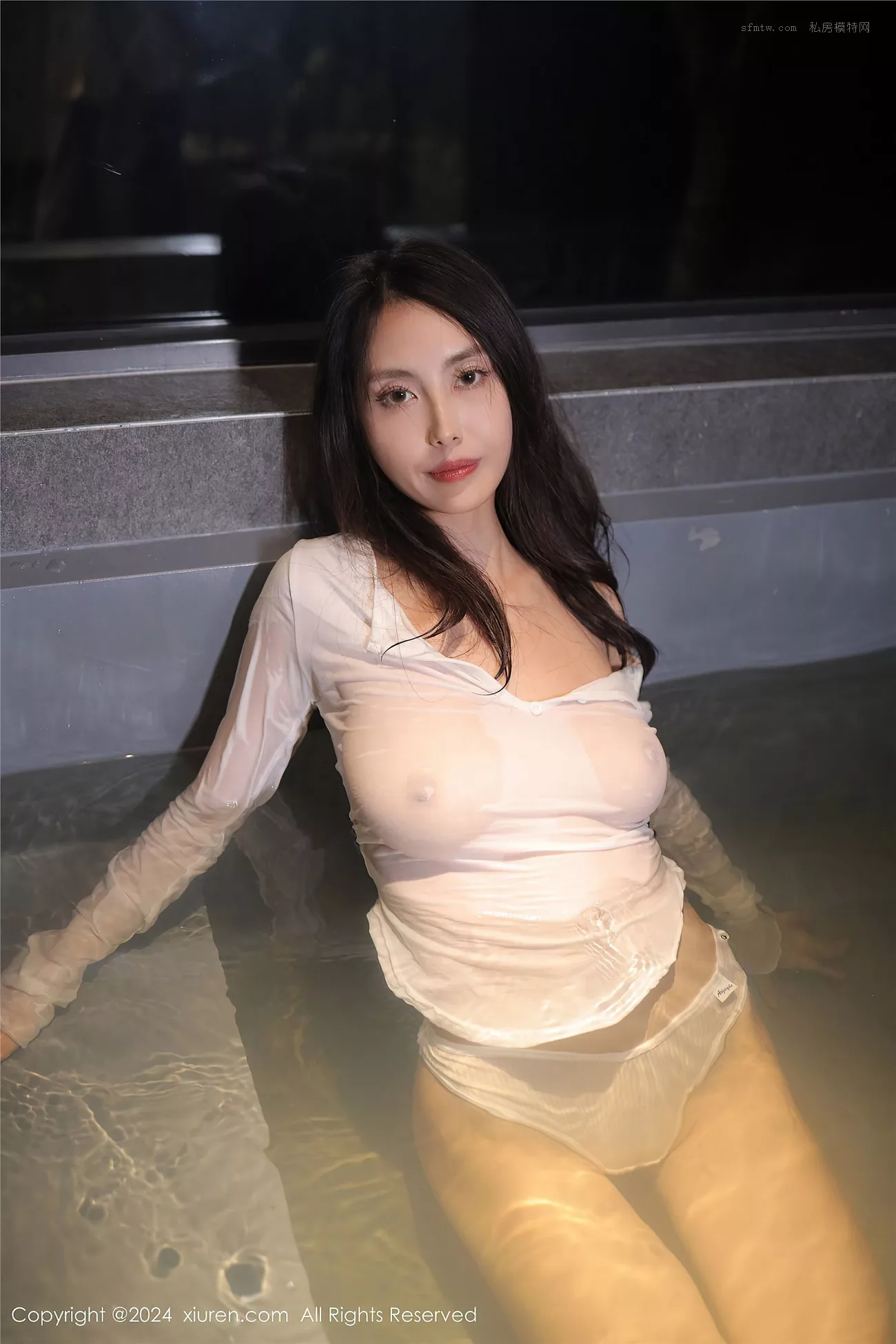 【秀人XiuRen】高画质图相 lingyu69 No.8804
