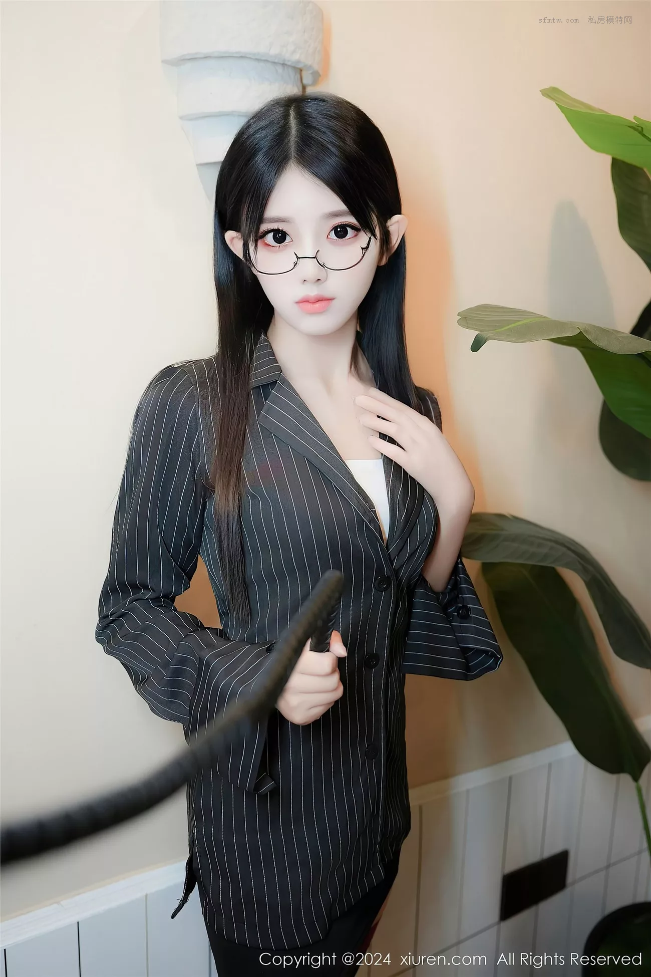 【XIUREN秀人】优质图片 美萌妹 Vol.8802