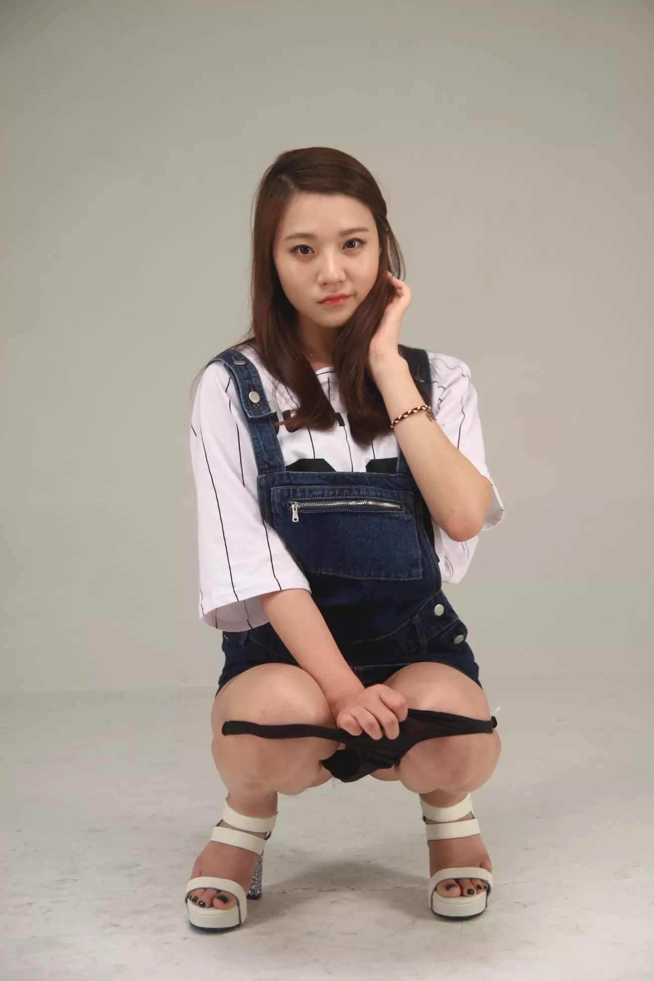 棒子 套图流出No.4 韩模 密拍 人体 趣味圈