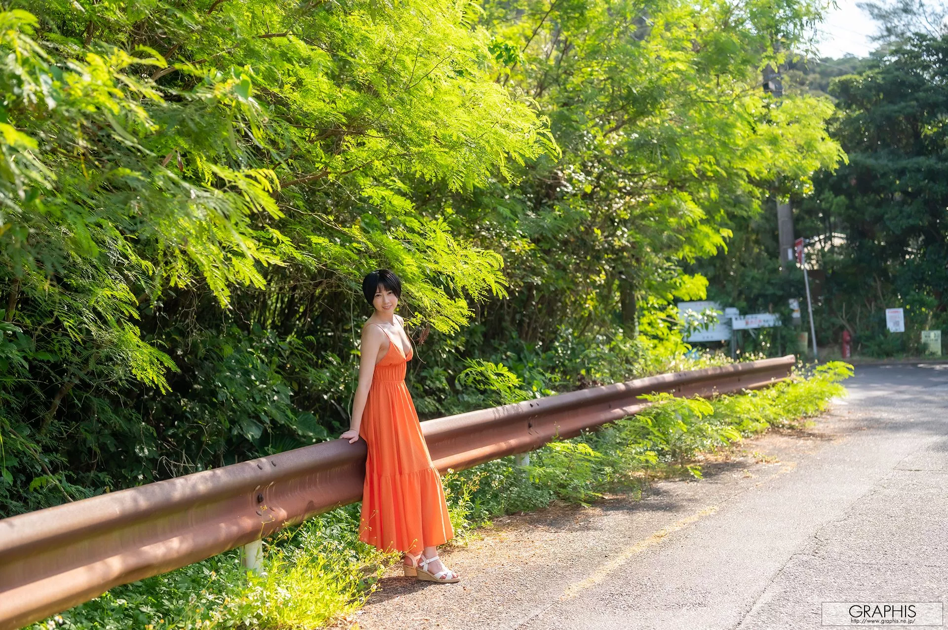 and 「Modest Natsume 夏目��【日本 Hibiki 写真 全集修正 Graphis】 Mature!」 Gals