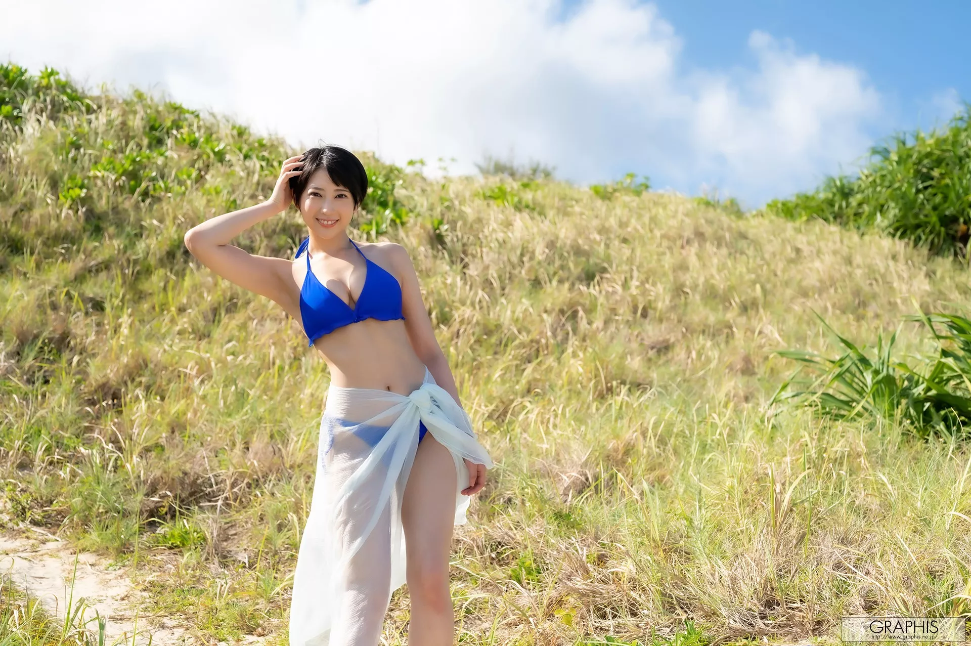 and 「Modest Natsume 夏目��【日本 Hibiki 写真 全集修正 Graphis】 Mature!」 Gals