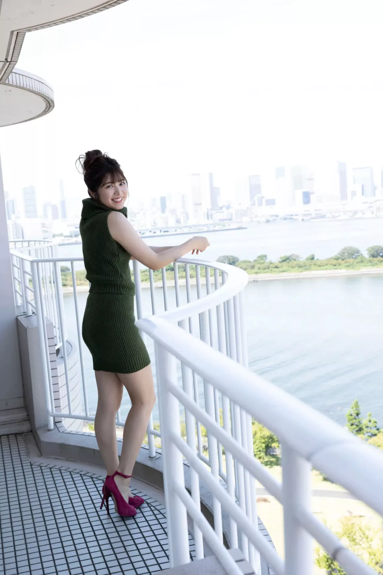 Rio Yoshida 全集修正 吉田莉�@friday摄影集 「祭りだ！完全未公开50」