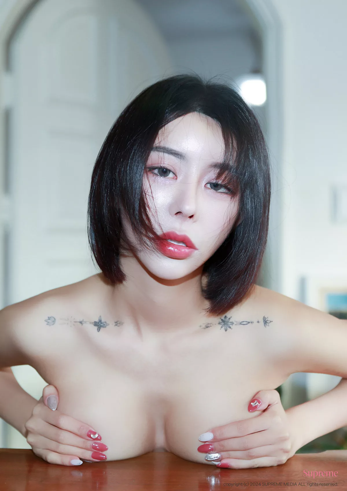 Supreme Photobook Magarin 全集修正 Jeans 亚洲丽模 艺术图