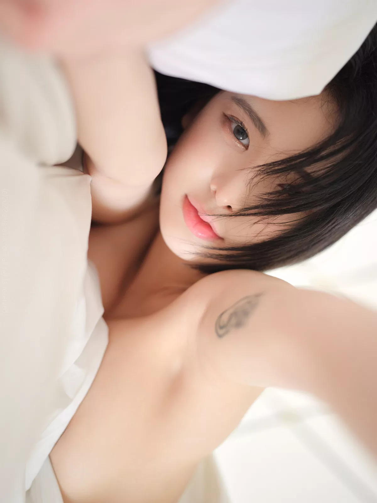 丽模 摄影 艺术格拉维亚 Hyoyeon No.409 韩国 Photobook ArtGravia 亚洲丽模 Kim 全集修正 摄影