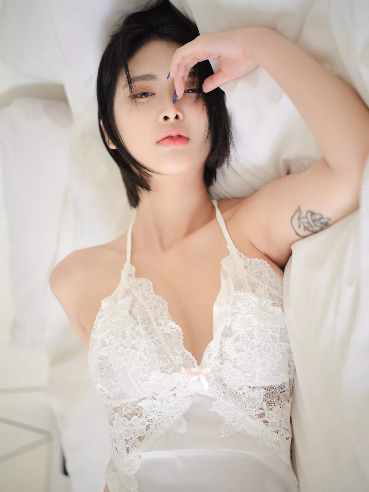 丽模 摄影 艺术格拉维亚 Hyoyeon No.409 韩国 Photobook ArtGravia 亚洲丽模 Kim 全集修正 摄影