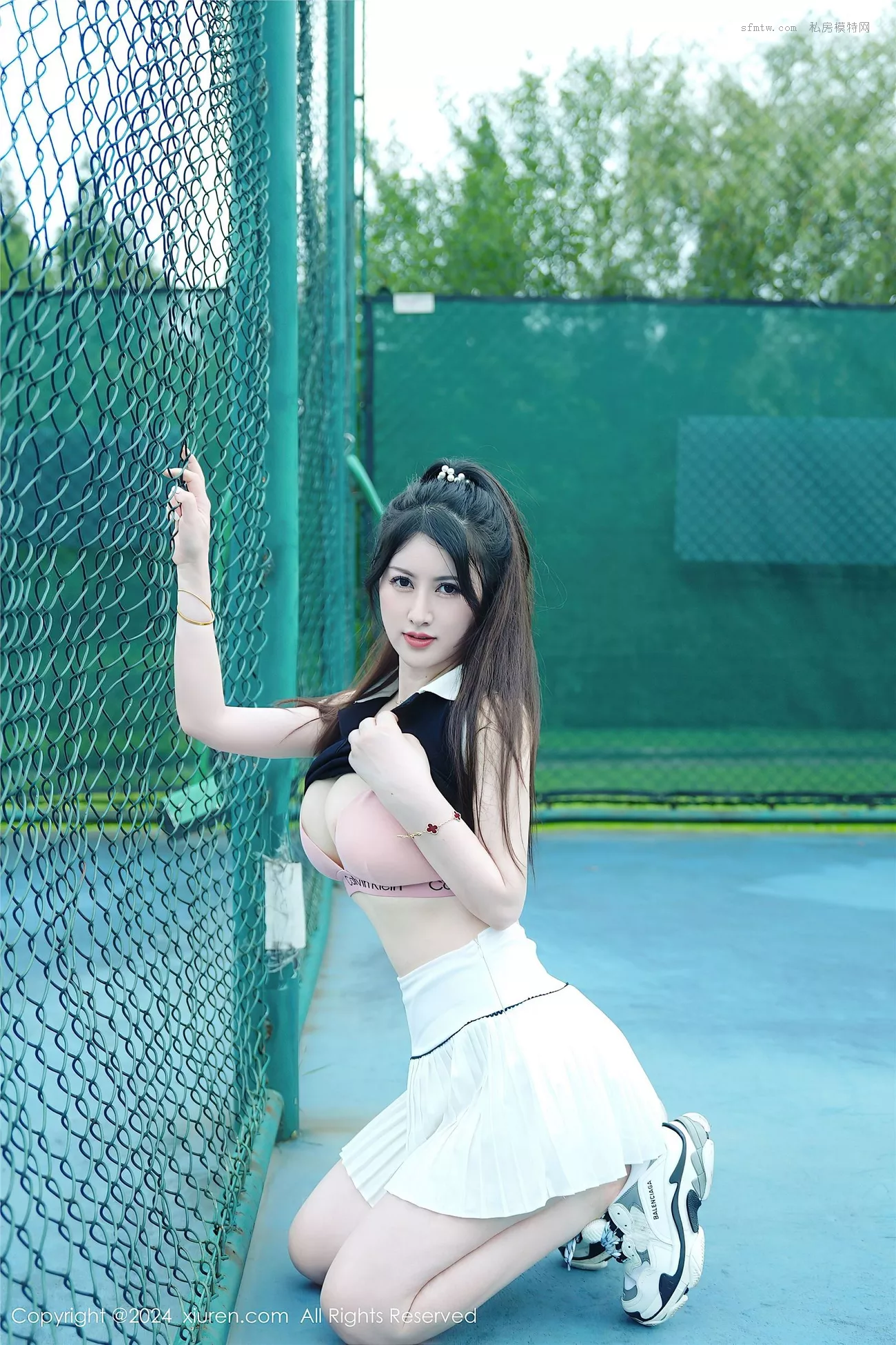 诗诗 No.8821 【秀人XiuRen】高画质像片 kiki