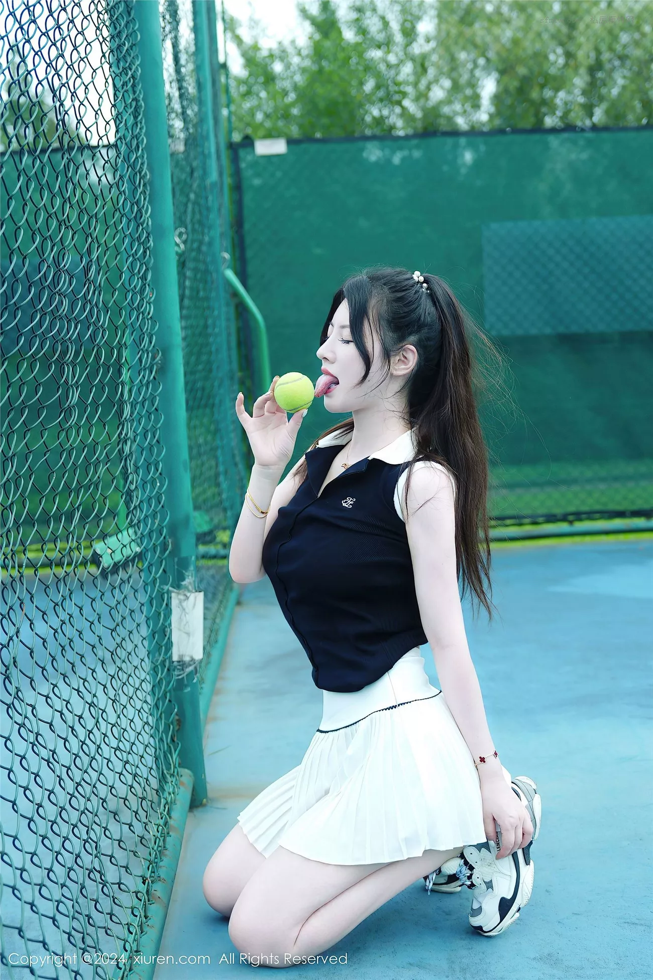 诗诗 No.8821 【秀人XiuRen】高画质像片 kiki