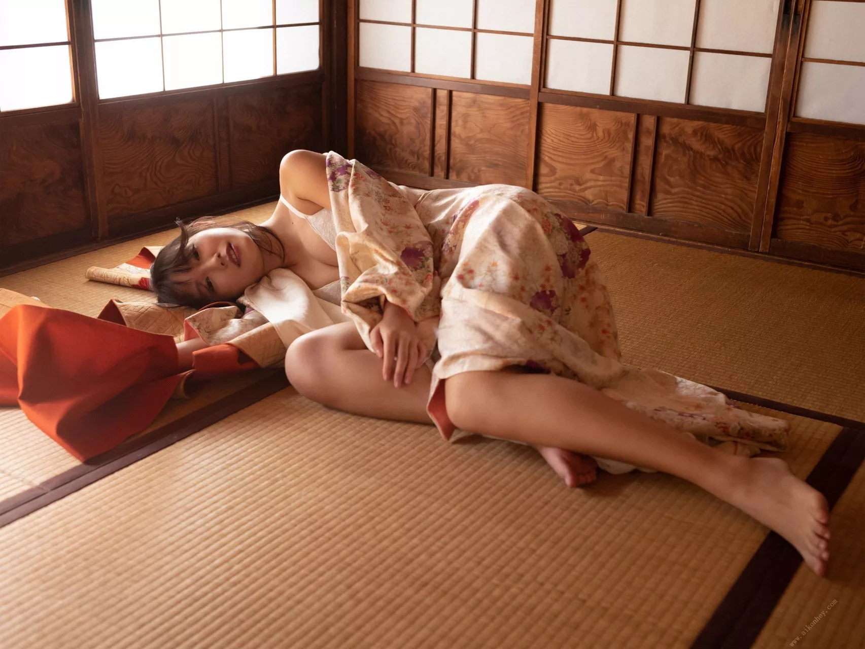 【�Fやかに�Dく。】 志田音々周刊现代写真集 Shida Nene 全集修正