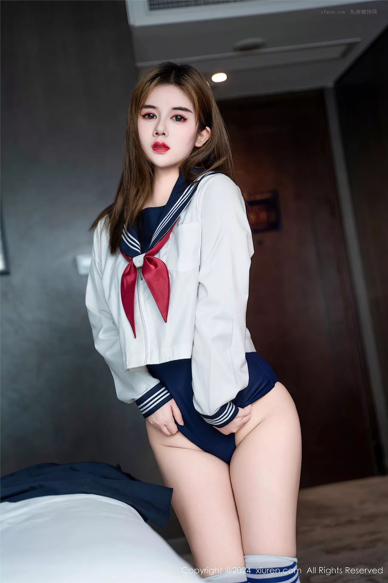 No.8819 【秀人XIUREN】超清图像 凌彩烟