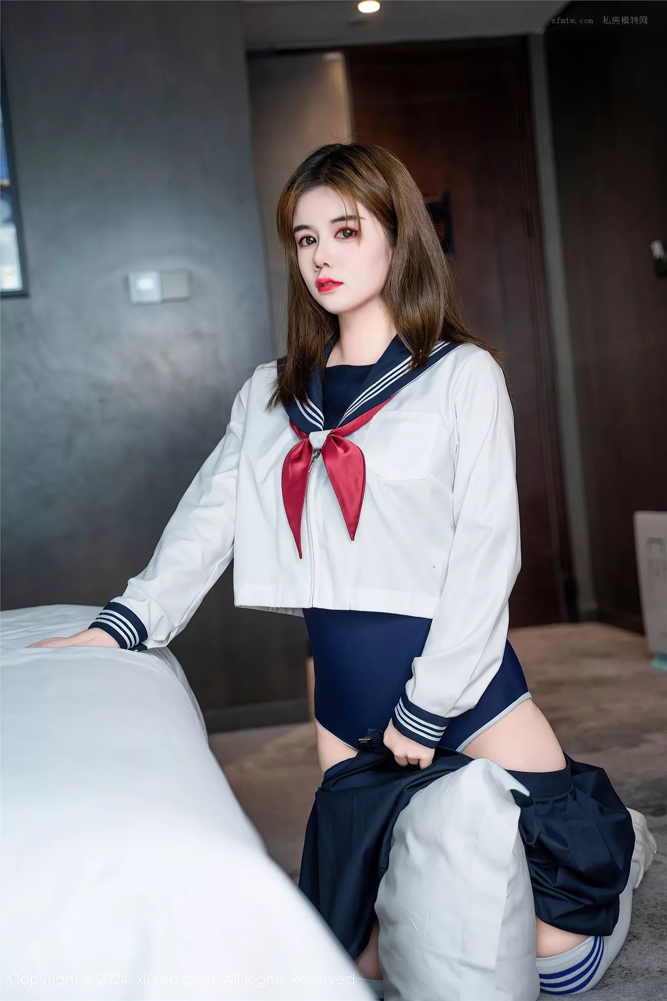 No.8819 【秀人XIUREN】超清图像 凌彩烟