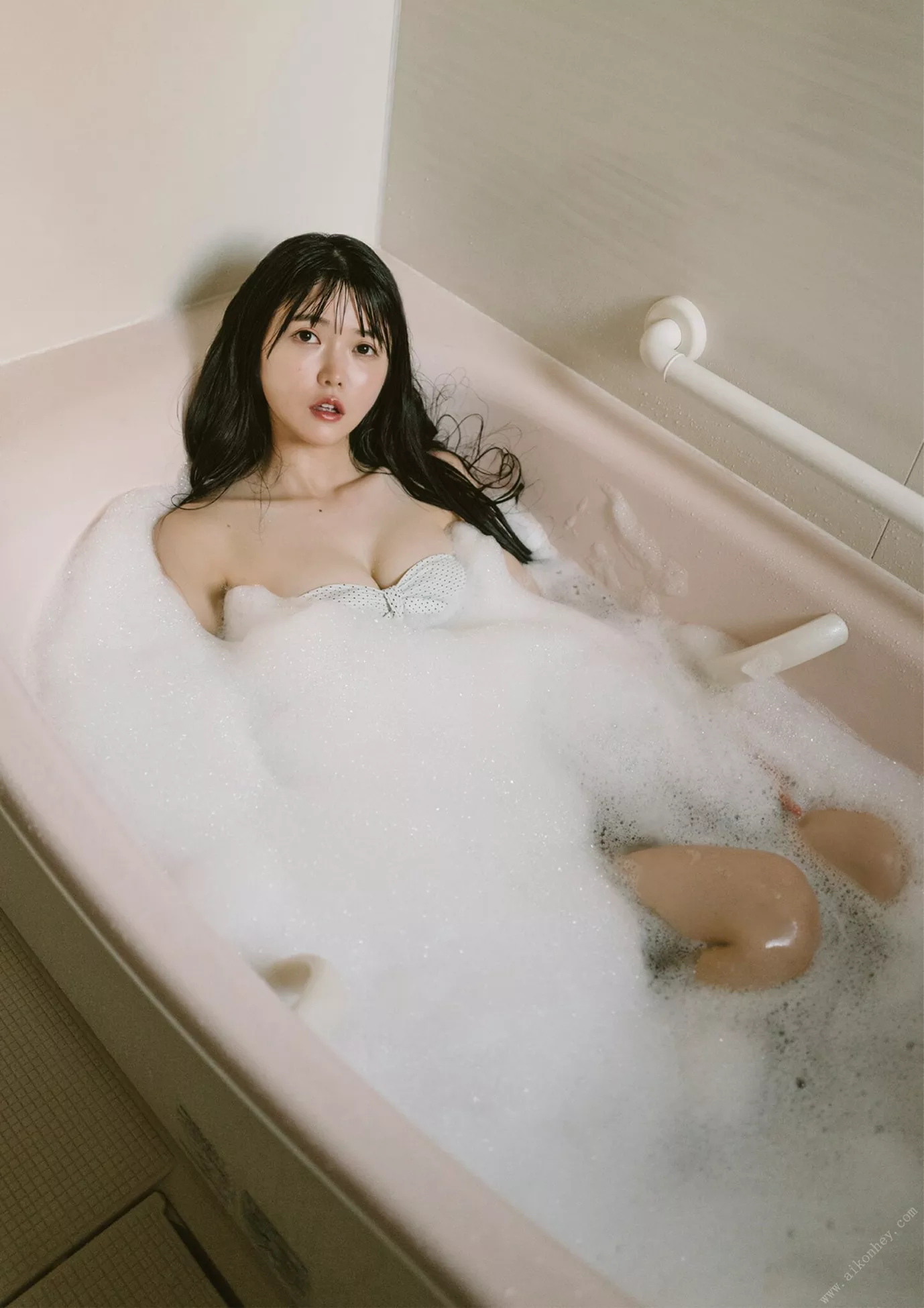 Azusa 全集修正 Nodera 小野寺梓BUBKA写真集 O of Life」 「Color