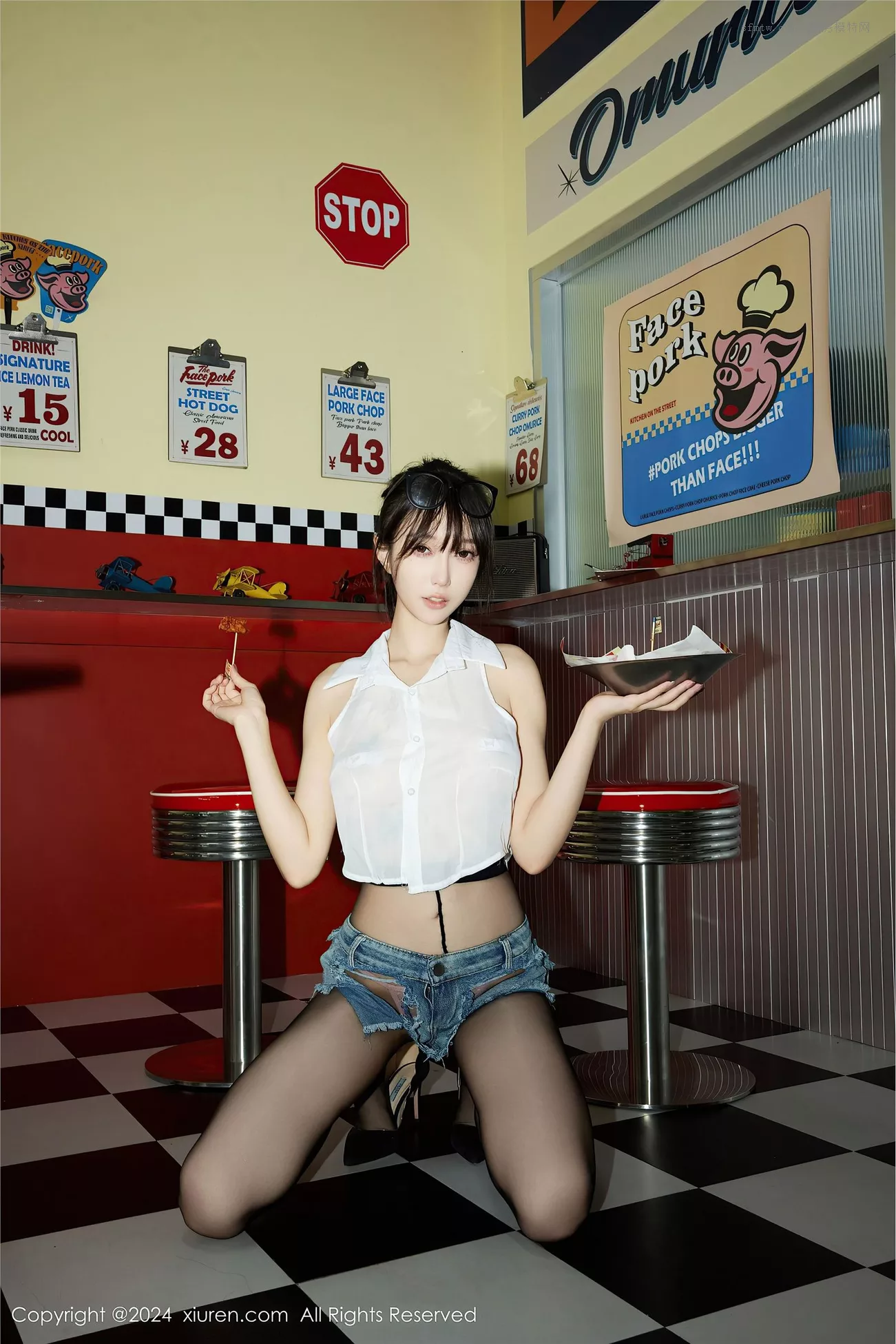 Vol.8811 �h儿�h er 【秀人XiuRen】优质像片