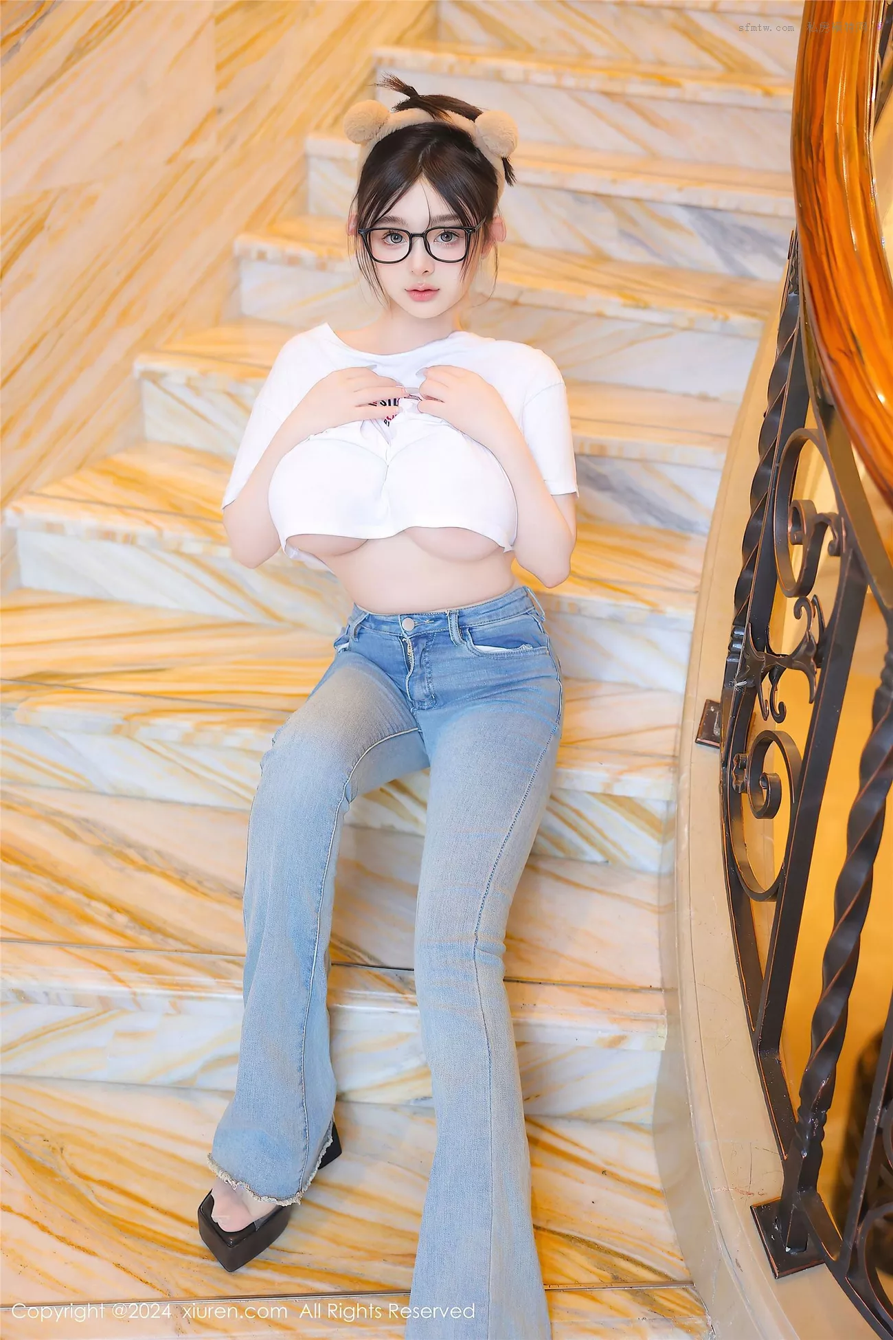 子yy 娜娜 Vol.8809 【秀人】优质图片