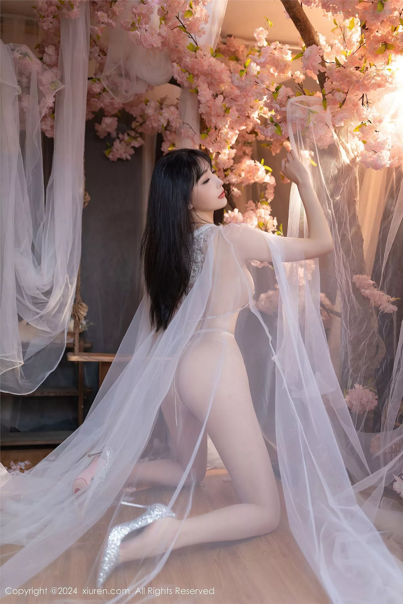 【XiuRen秀人】高品质图像 陆萱萱 No.8807