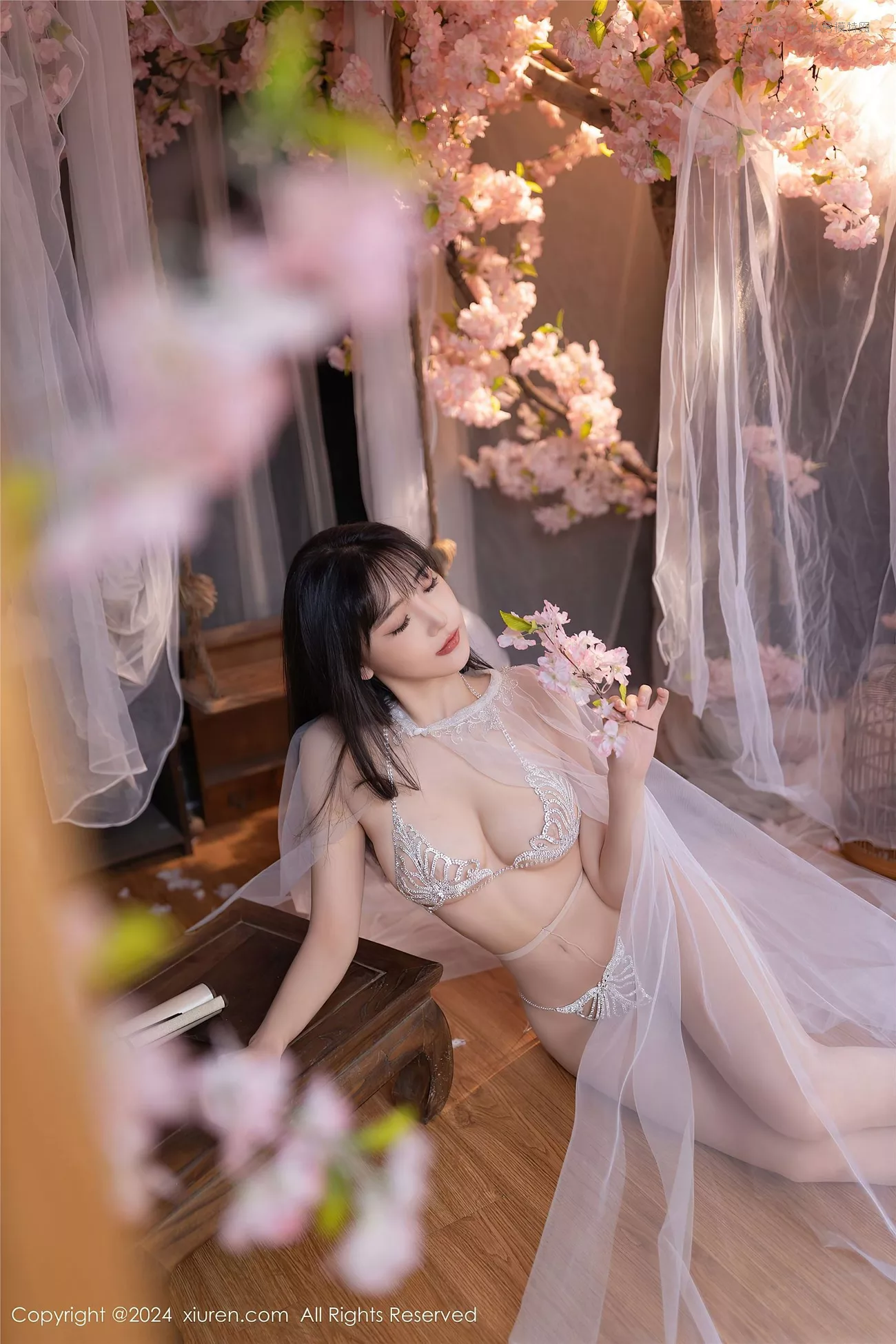 【XiuRen秀人】高品质图像 陆萱萱 No.8807