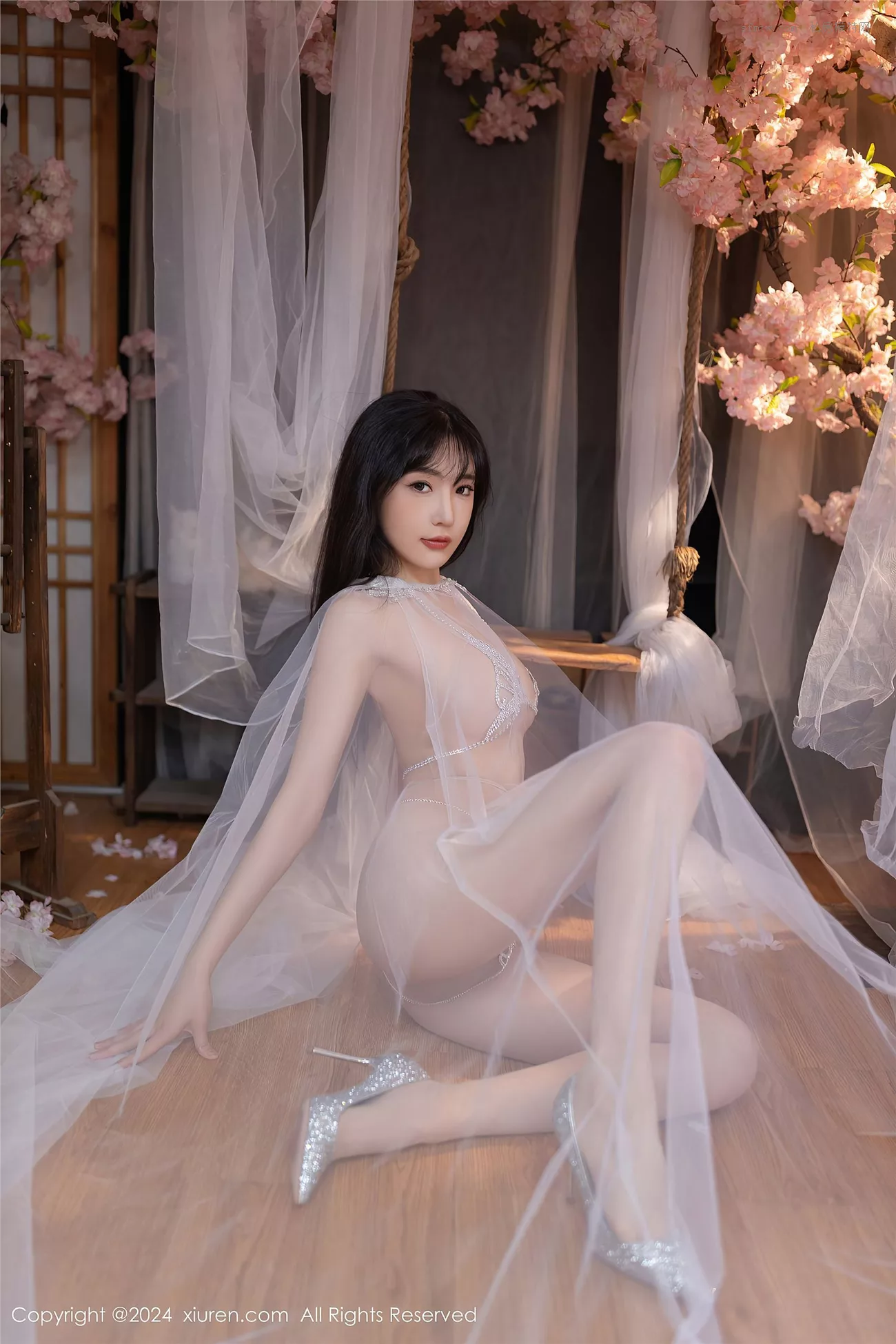 【XiuRen秀人】高品质图像 陆萱萱 No.8807