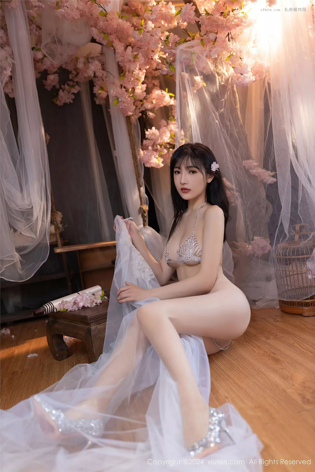 【XiuRen秀人】高品质图像 陆萱萱 No.8807