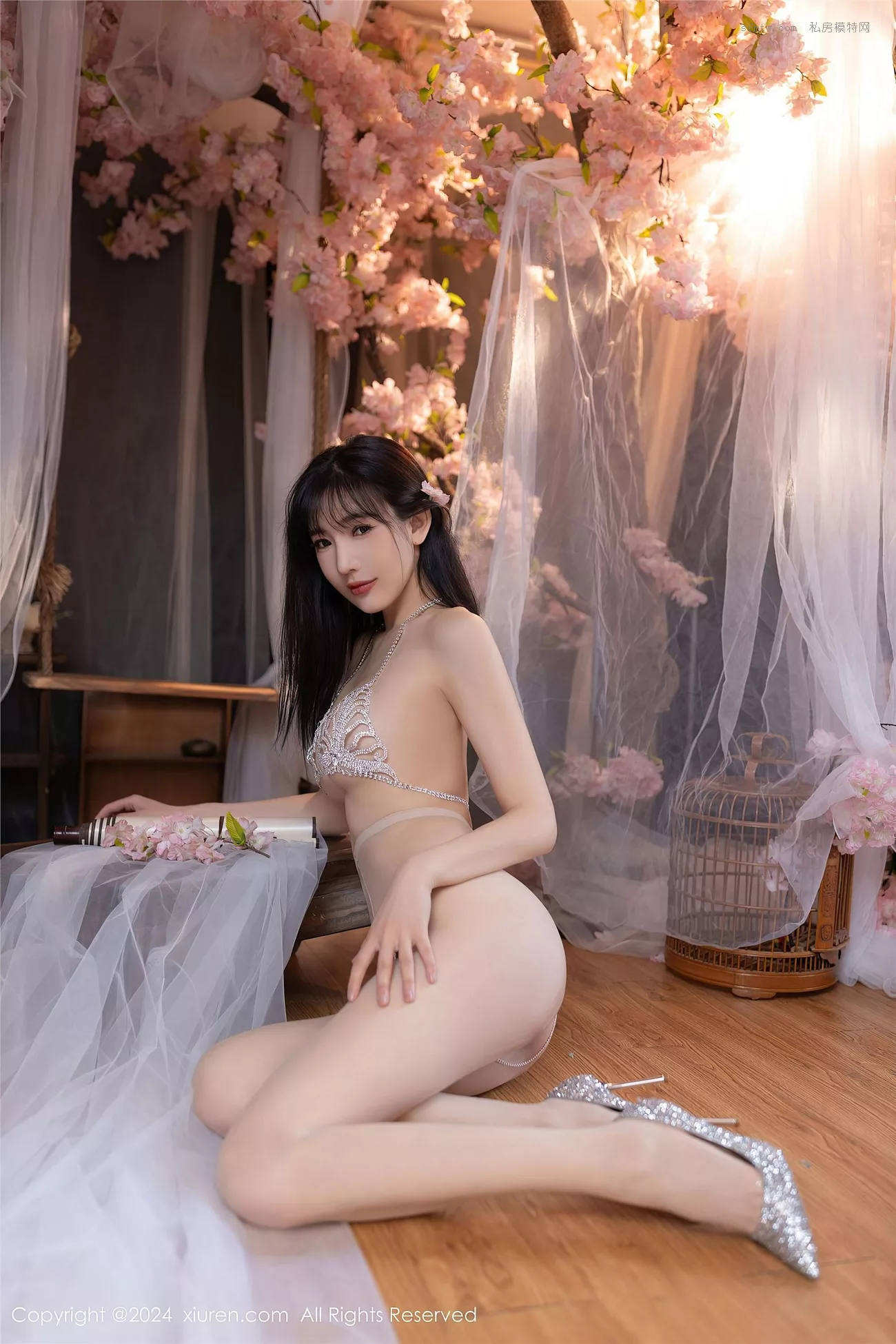【XiuRen秀人】高品质图像 陆萱萱 No.8807