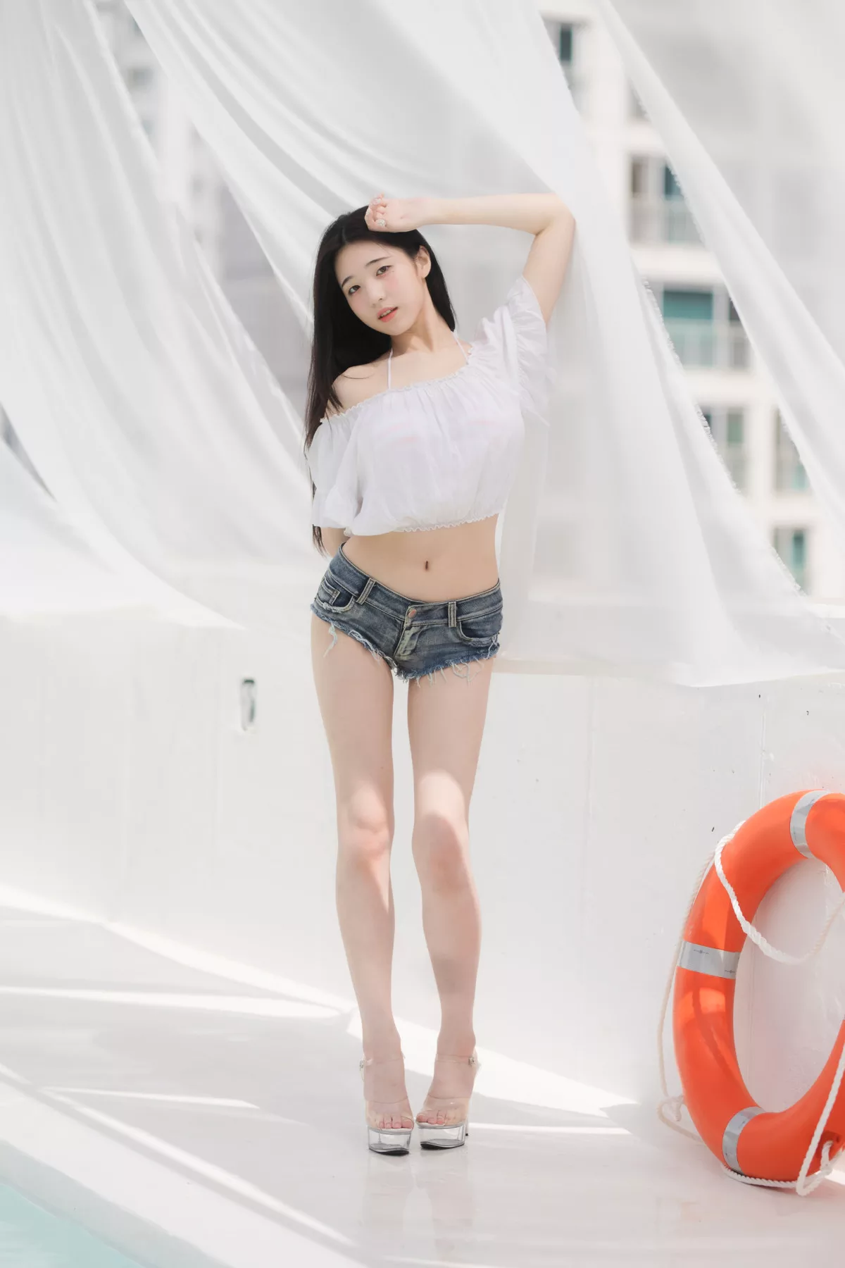 亚洲靓模 “Vacation” Mini Photobook 摄影 Woo Yeon