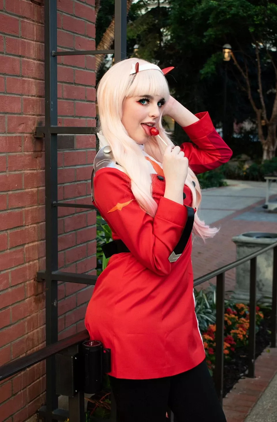 沙罗�C 美女cosplay 零二