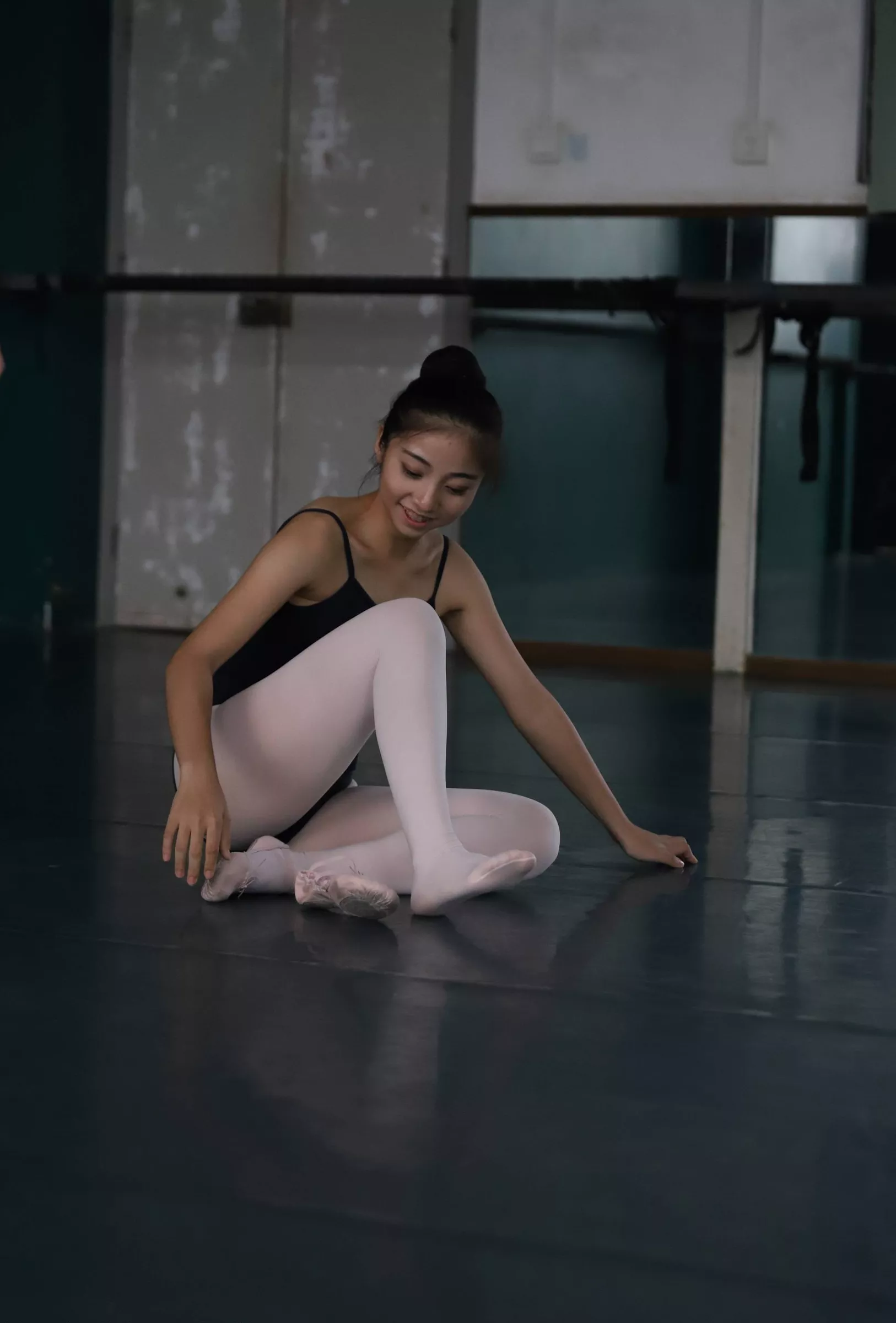 【大西瓜图集】 W004 多色舞蹈服3【129P】