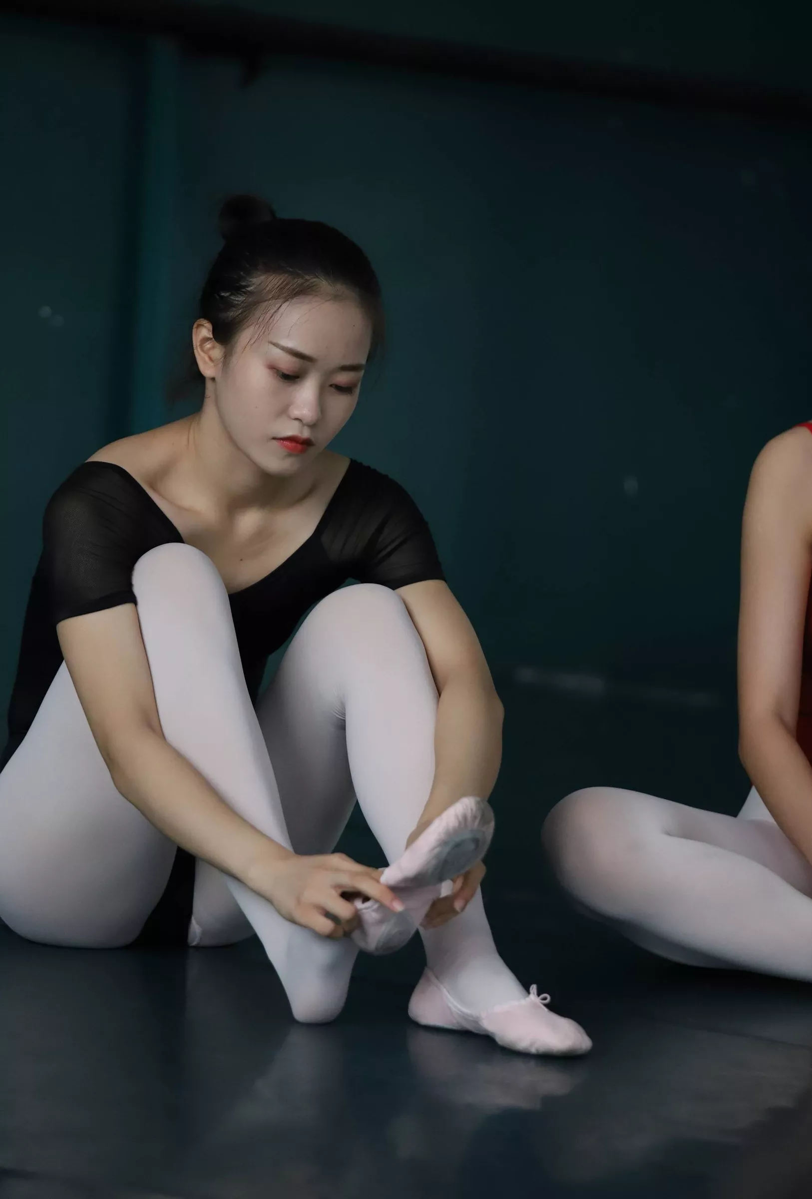 【大西瓜图集】 W004 多色舞蹈服3【129P】