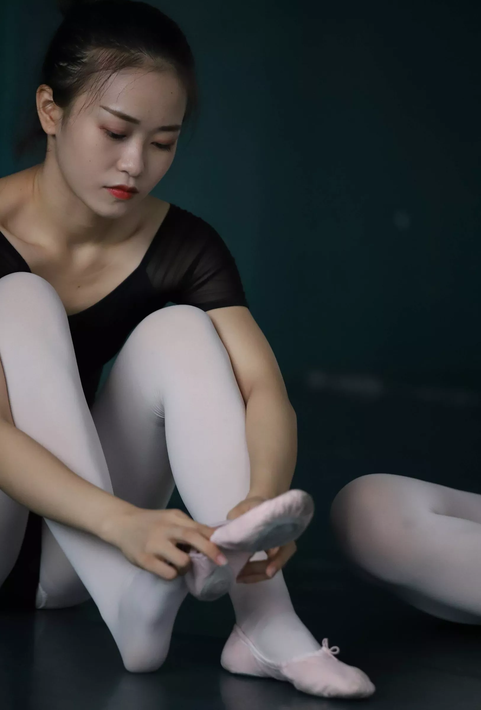 【大西瓜图集】 W004 多色舞蹈服3【129P】