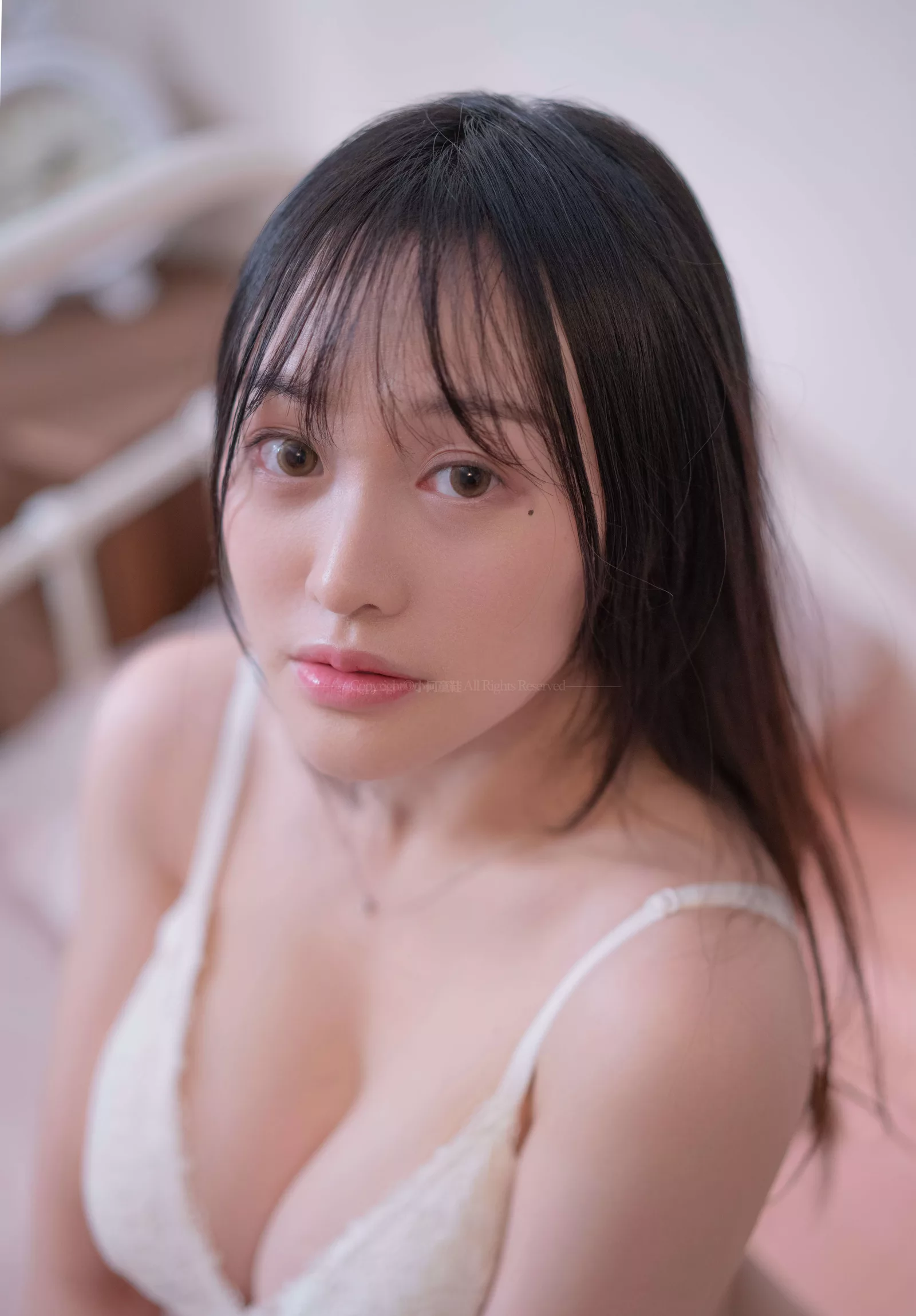 尾巴轻密拍 �C 小何学生 【20P+1V143M】 054