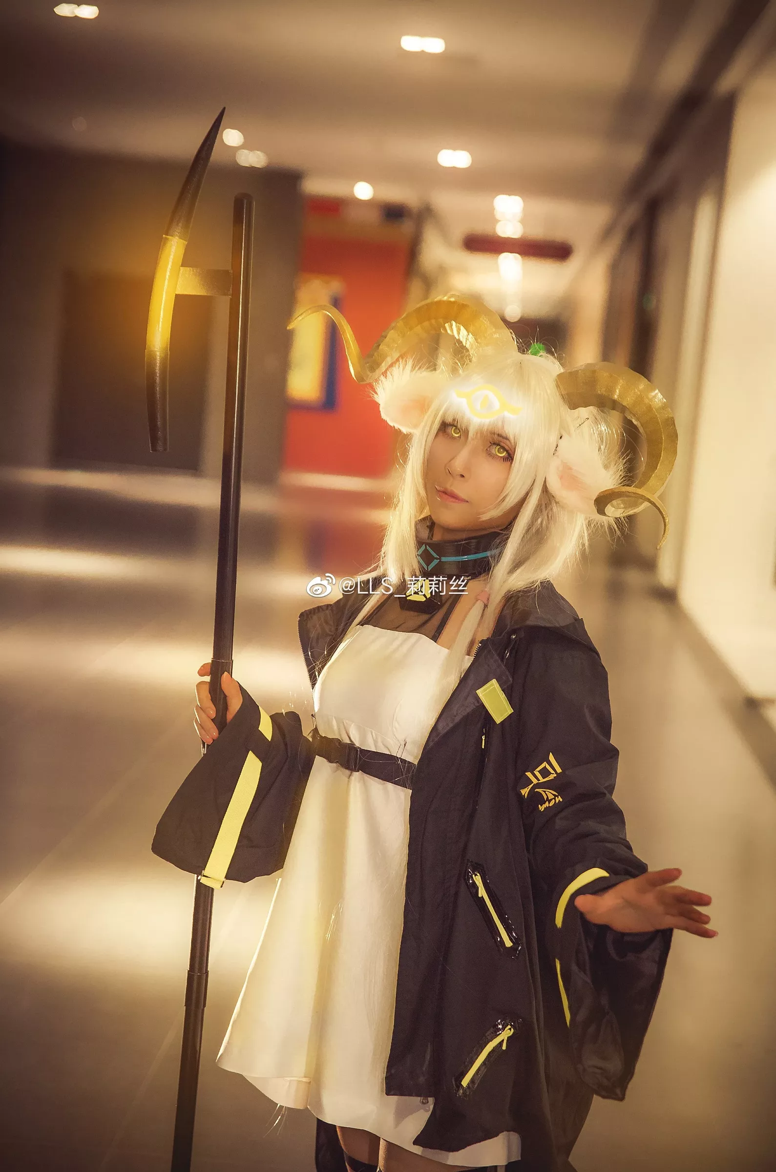 LLS_莉莉丝 蜜蜡 (萤火虫动漫游戏嘉年华) (10P) 明日方舟 仙女cosplay