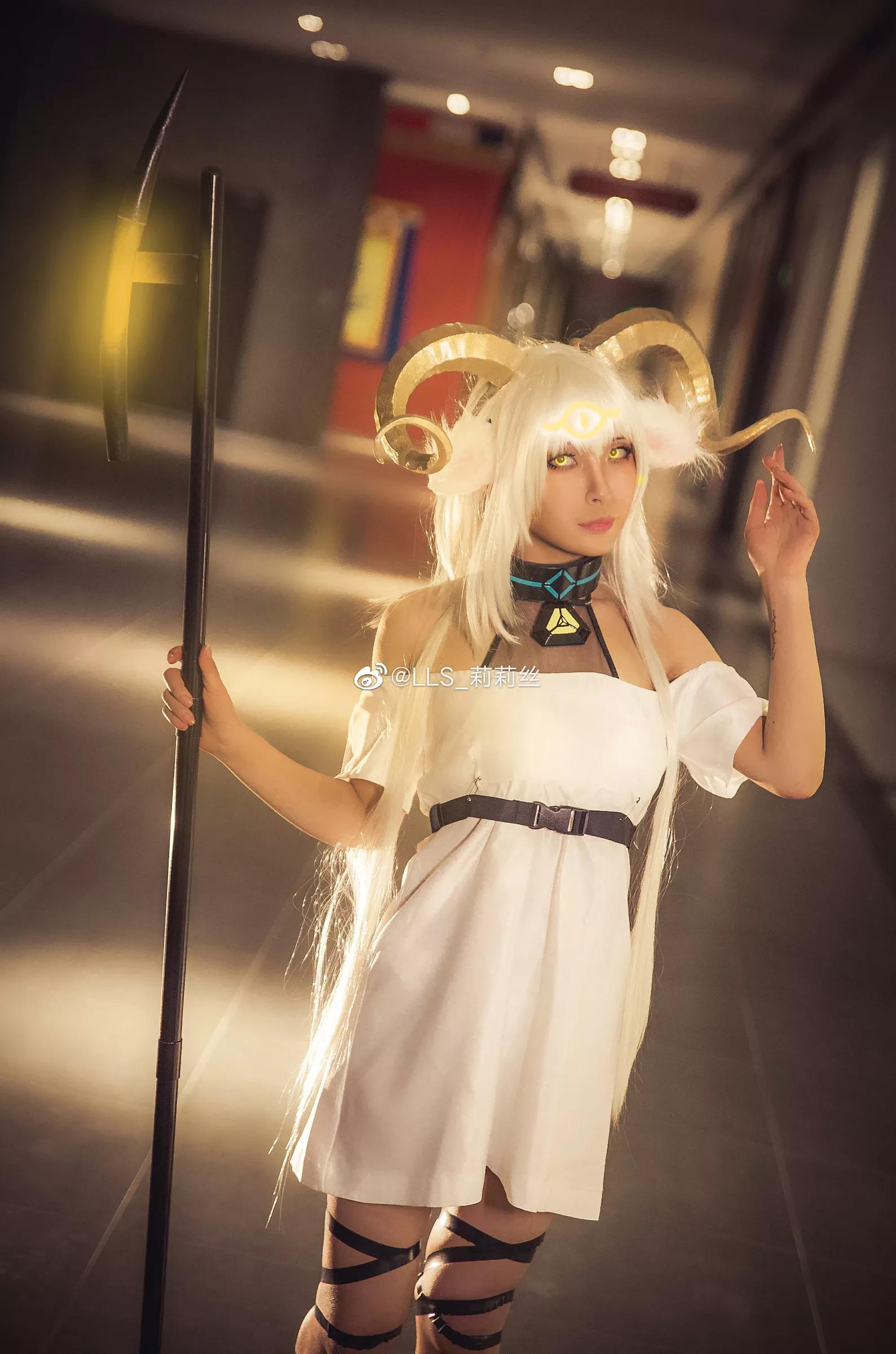 LLS_莉莉丝 蜜蜡 (萤火虫动漫游戏嘉年华) (10P) 明日方舟 仙女cosplay