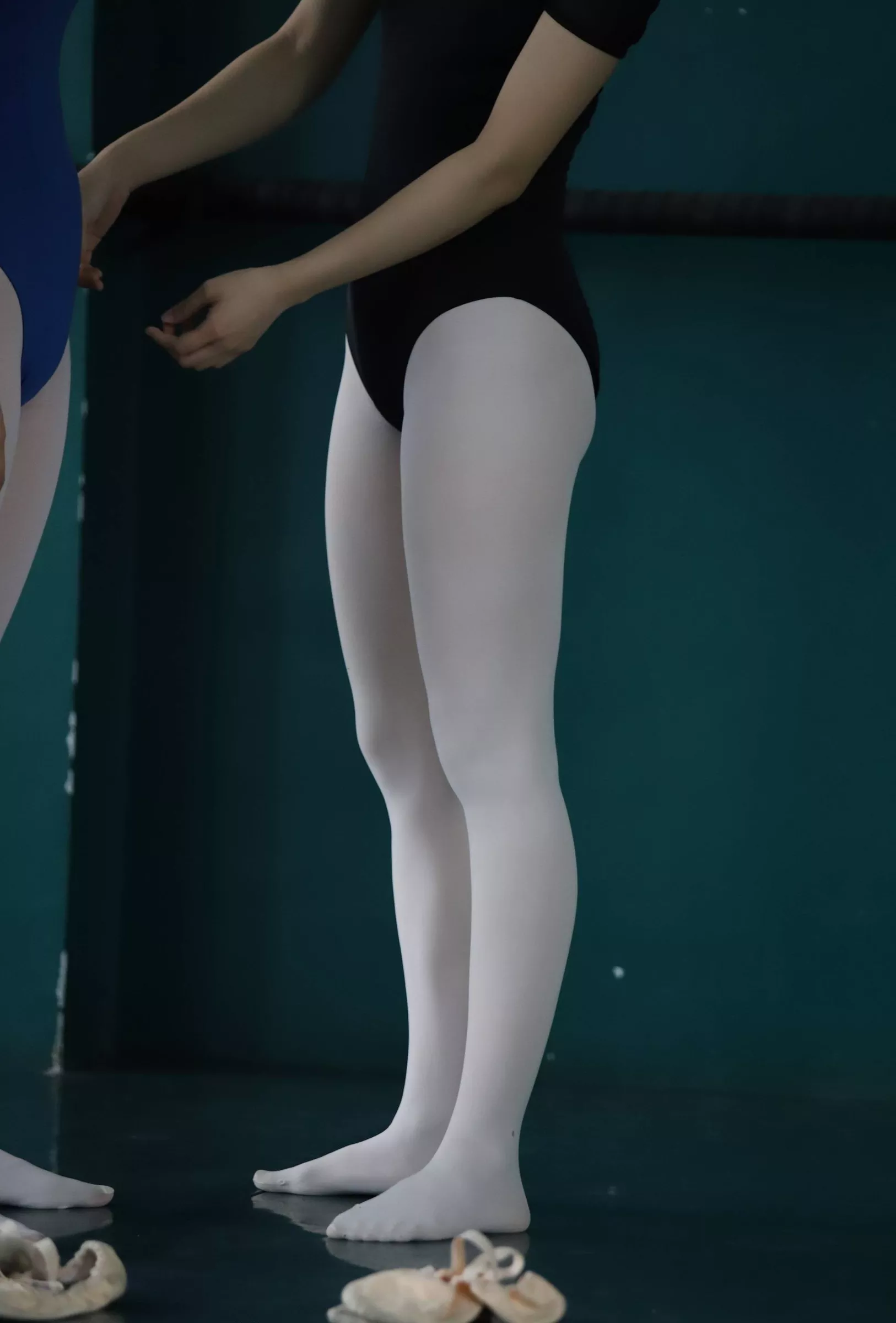 W004 【大西瓜组图】 多色舞蹈服2【129P】