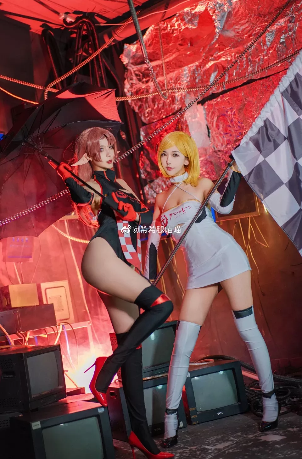 黑魔法师夜子、威尔斯： 希希腿喵喵 丽人cosplay 约克公爵： (9P) 碧蓝航线