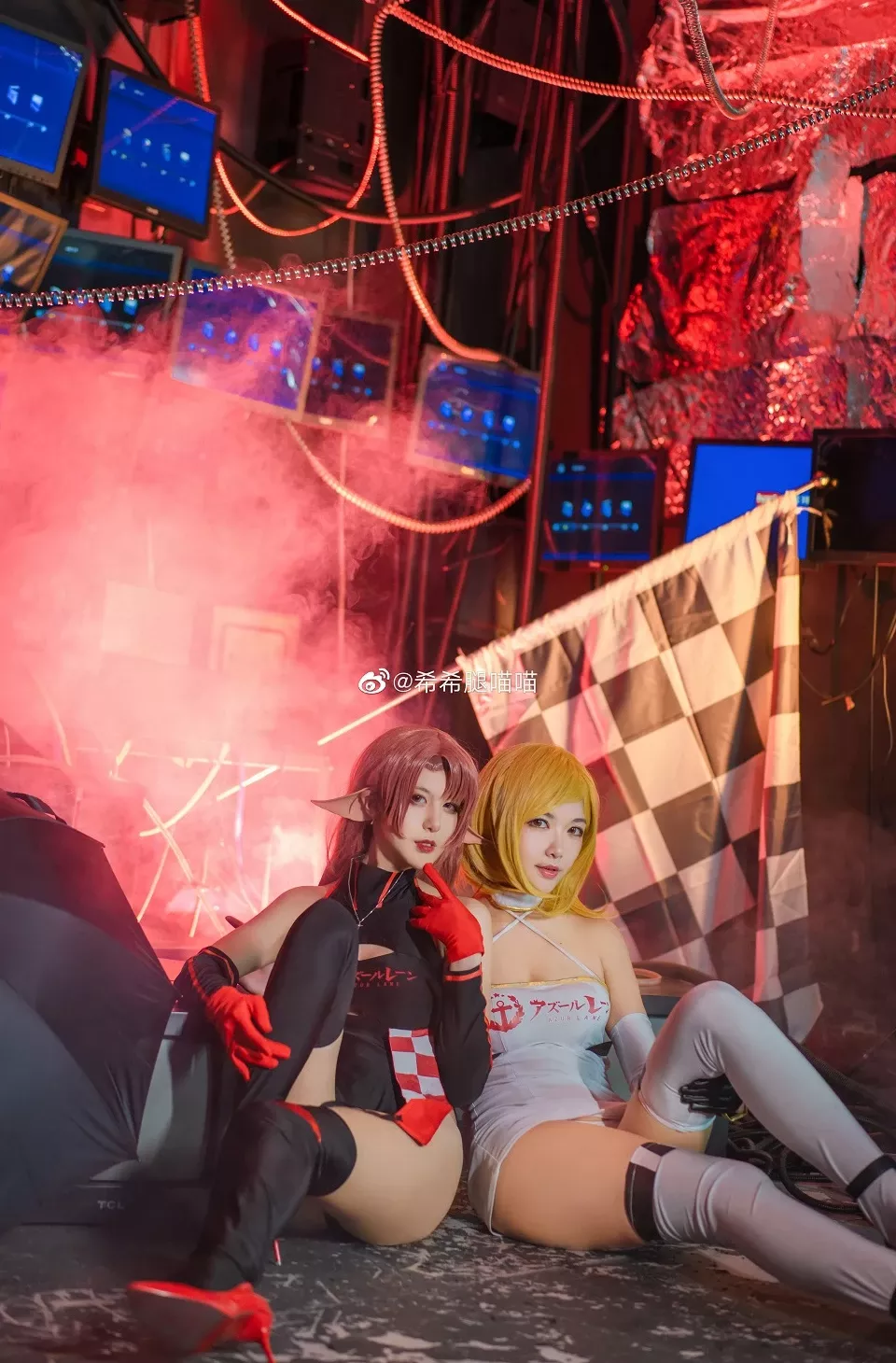 黑魔法师夜子、威尔斯： 希希腿喵喵 丽人cosplay 约克公爵： (9P) 碧蓝航线