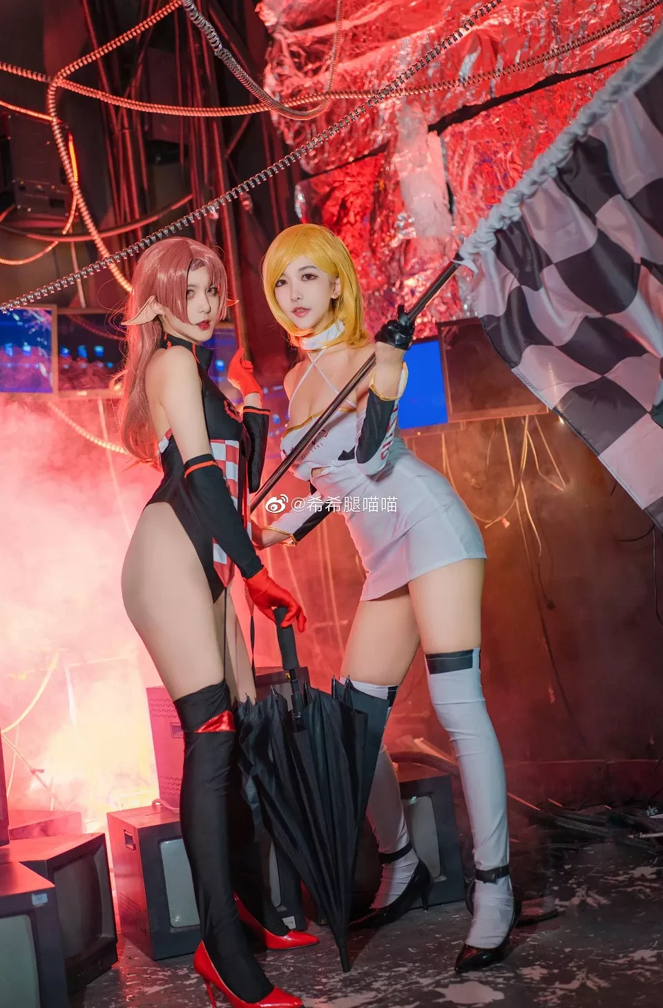 黑魔法师夜子、威尔斯： 希希腿喵喵 丽人cosplay 约克公爵： (9P) 碧蓝航线