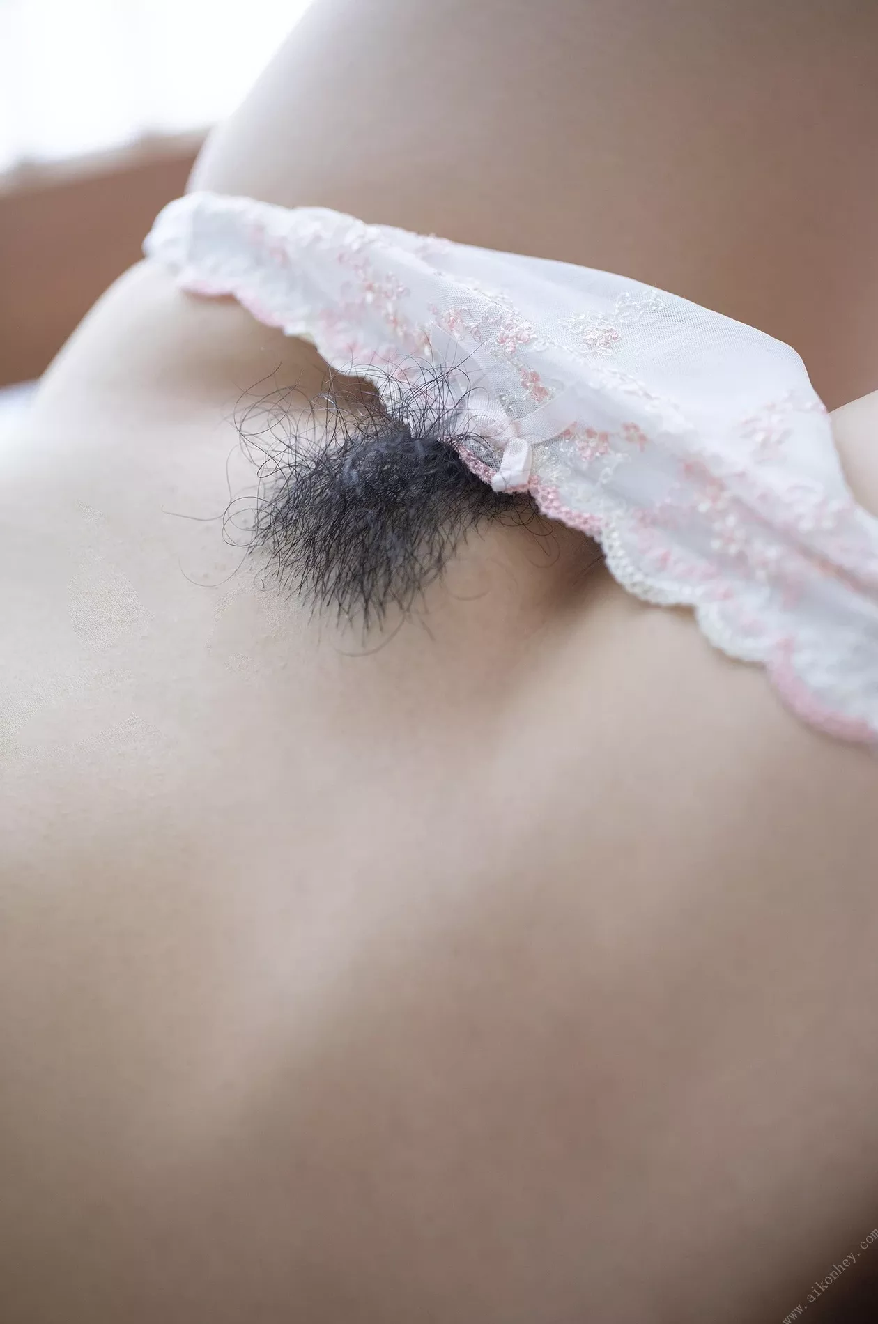 山岸爱香头发裸体 (89P) NUDE 写真集 《Hyakka》每周热门 数位写真集