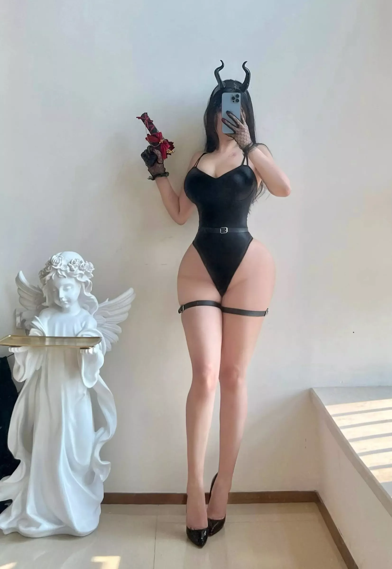 艾拉《 微密圈10月组图 》VIP福利帖【76P】 【网路收集组列】福利姬