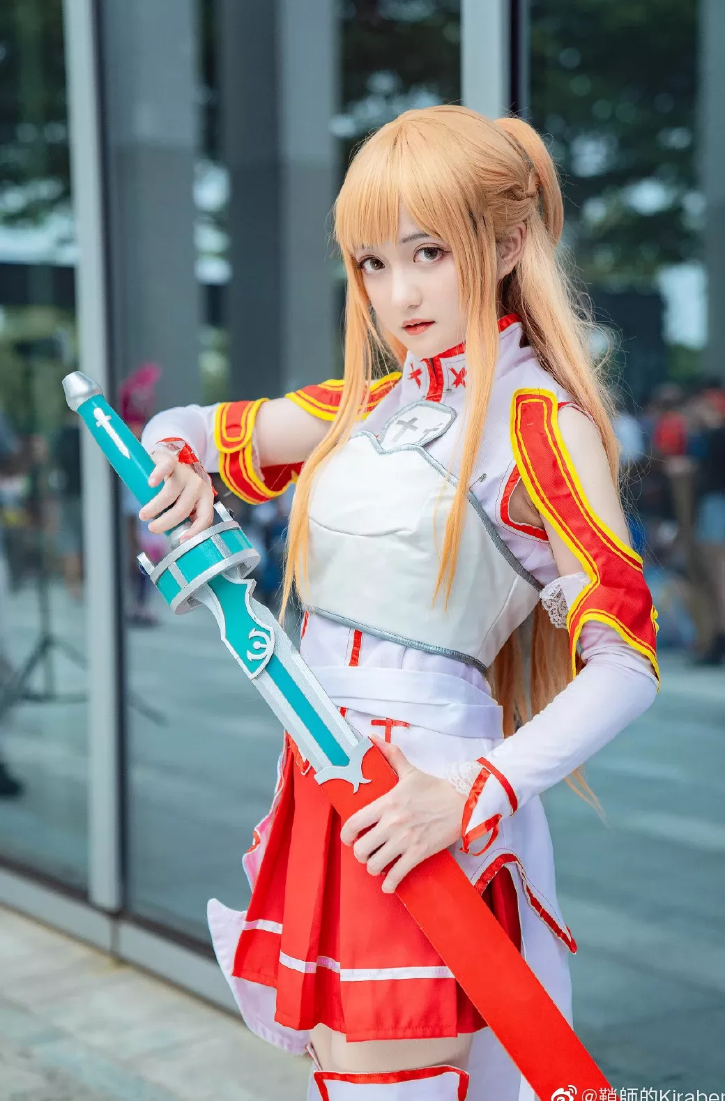 佳人cosplay (9P) 鞘师的Kiraben) (摄影： (酷狗蘑菇・萤火虫动漫音乐嘉年华) 刀剑神域亚丝娜 蜡笔小C酱