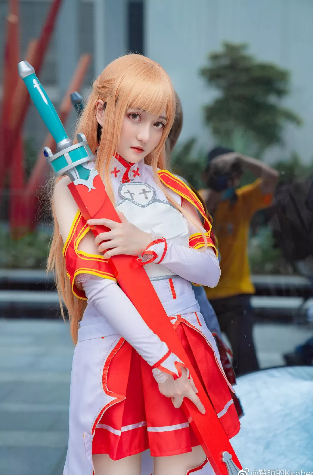 佳人cosplay (9P) 鞘师的Kiraben) (摄影： (酷狗蘑菇・萤火虫动漫音乐嘉年华) 刀剑神域亚丝娜 蜡笔小C酱