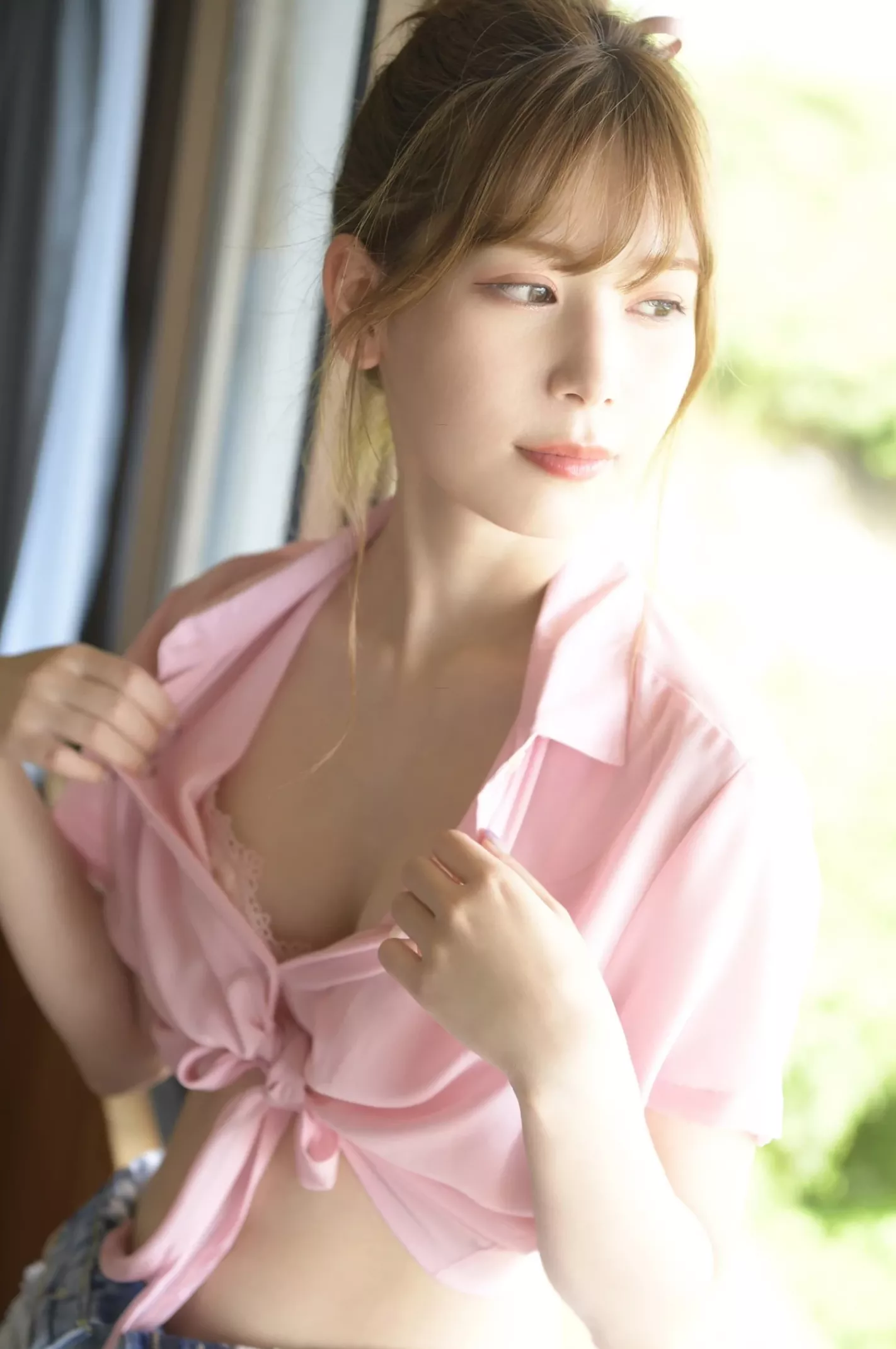 ... 绐明里《纯发全裸未公开100剪超完整版》FRIDAY 数位写真集 (119P)