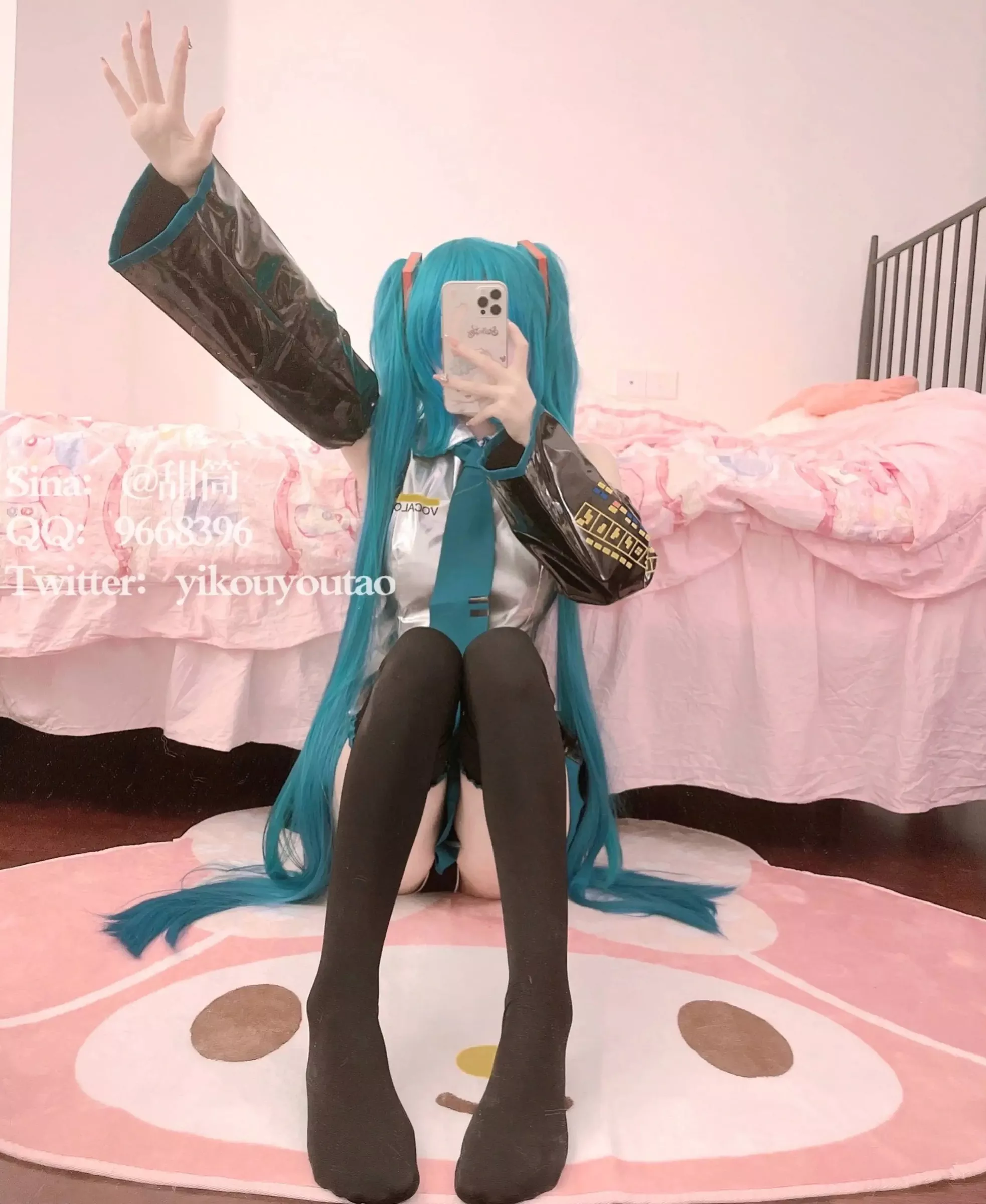 》 福利帖【130P】 萌白酱《 【网路收集组列】福利姬 大尺码 初音未来