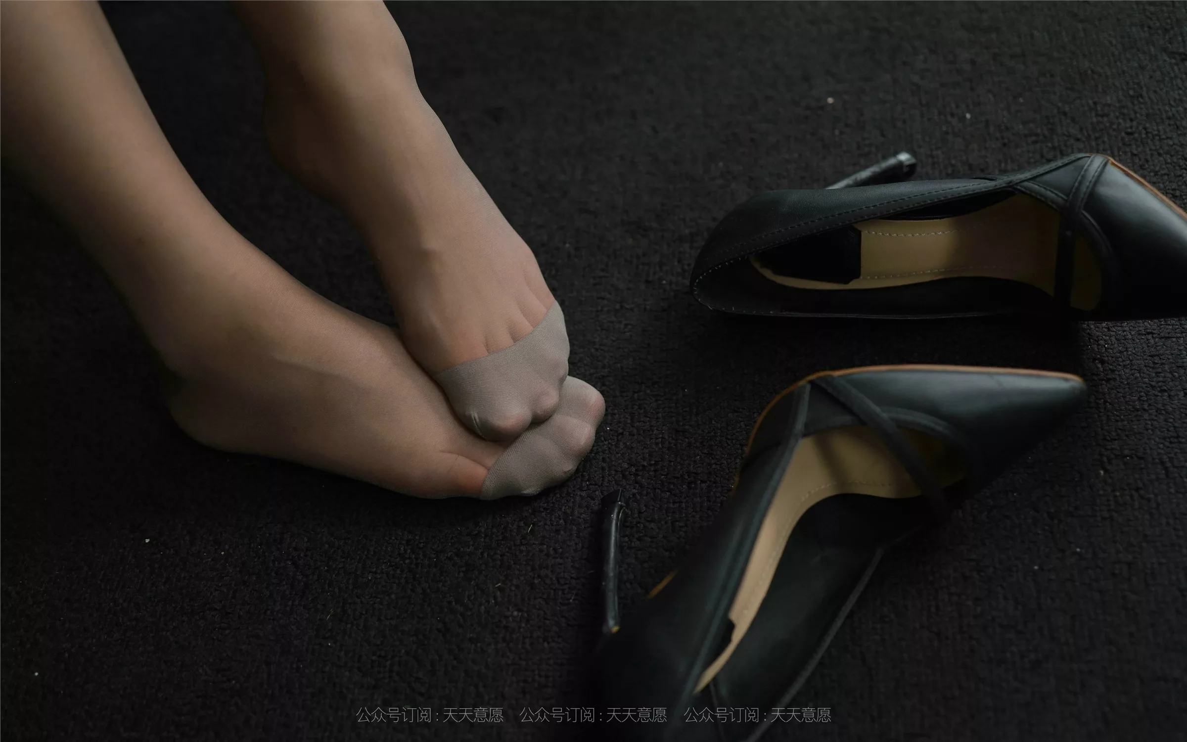 2021.08.08 【异思趣向iess】 丝享家883：小婕《女神开例会》【95P】