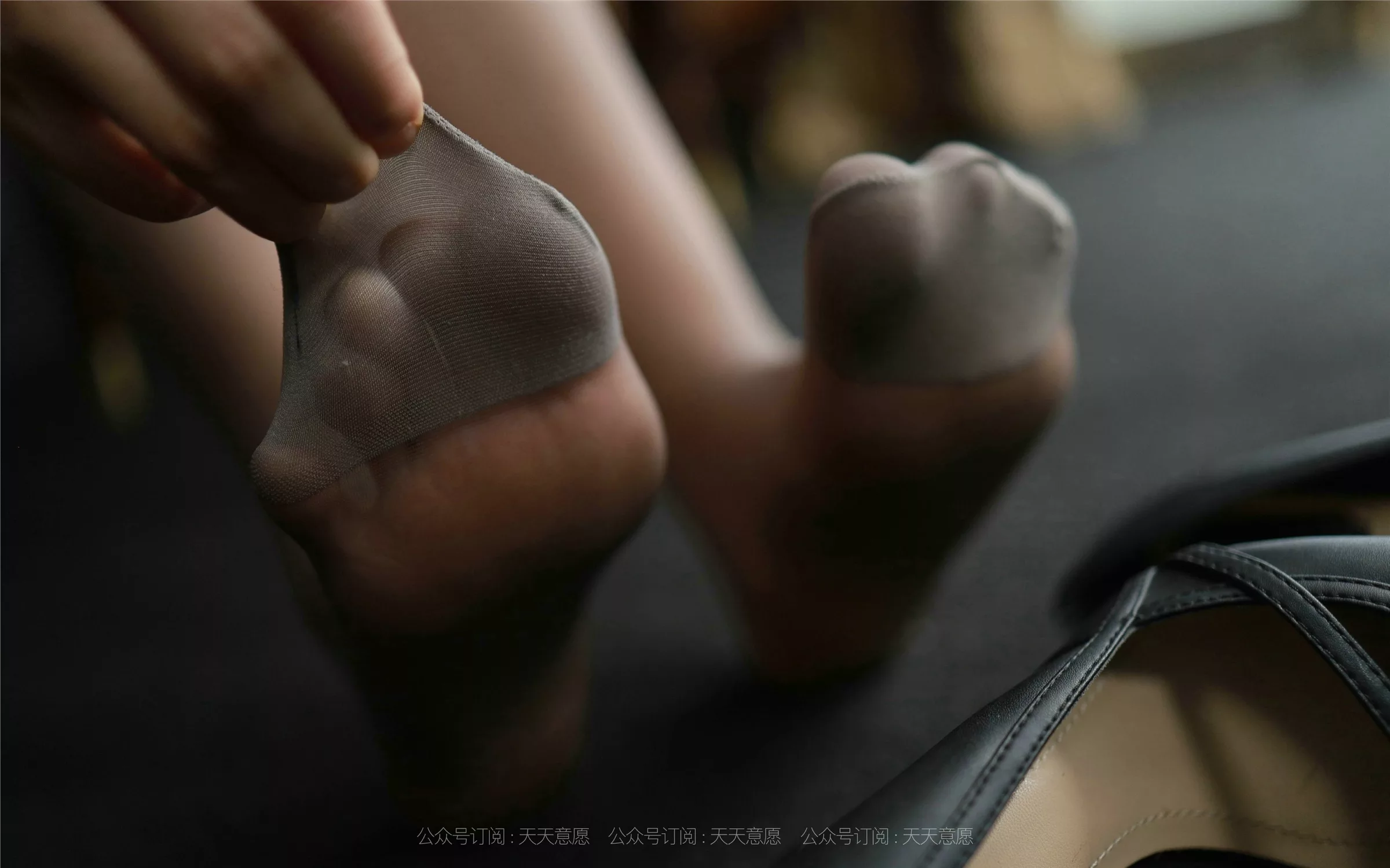 2021.08.08 【异思趣向iess】 丝享家883：小婕《女神开例会》【95P】