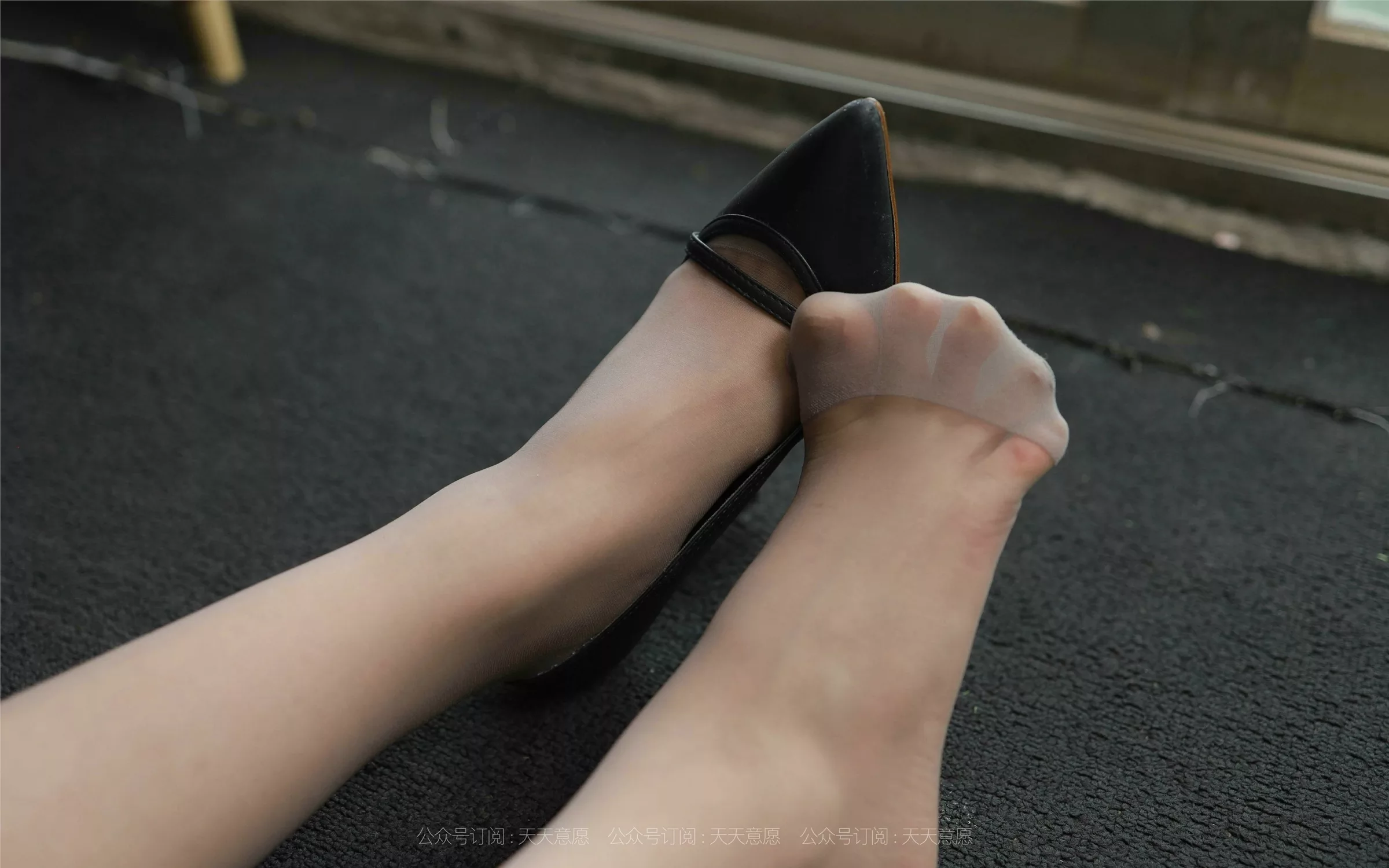 2021.08.08 【异思趣向iess】 丝享家883：小婕《女神开例会》【95P】