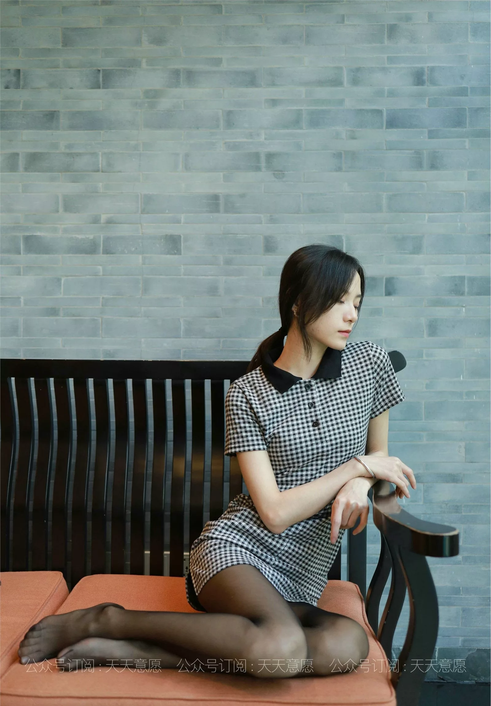 【异思趣向IESS】 丝享家882：小六《下午茶的格子短裙》【86P】 2021.08.07