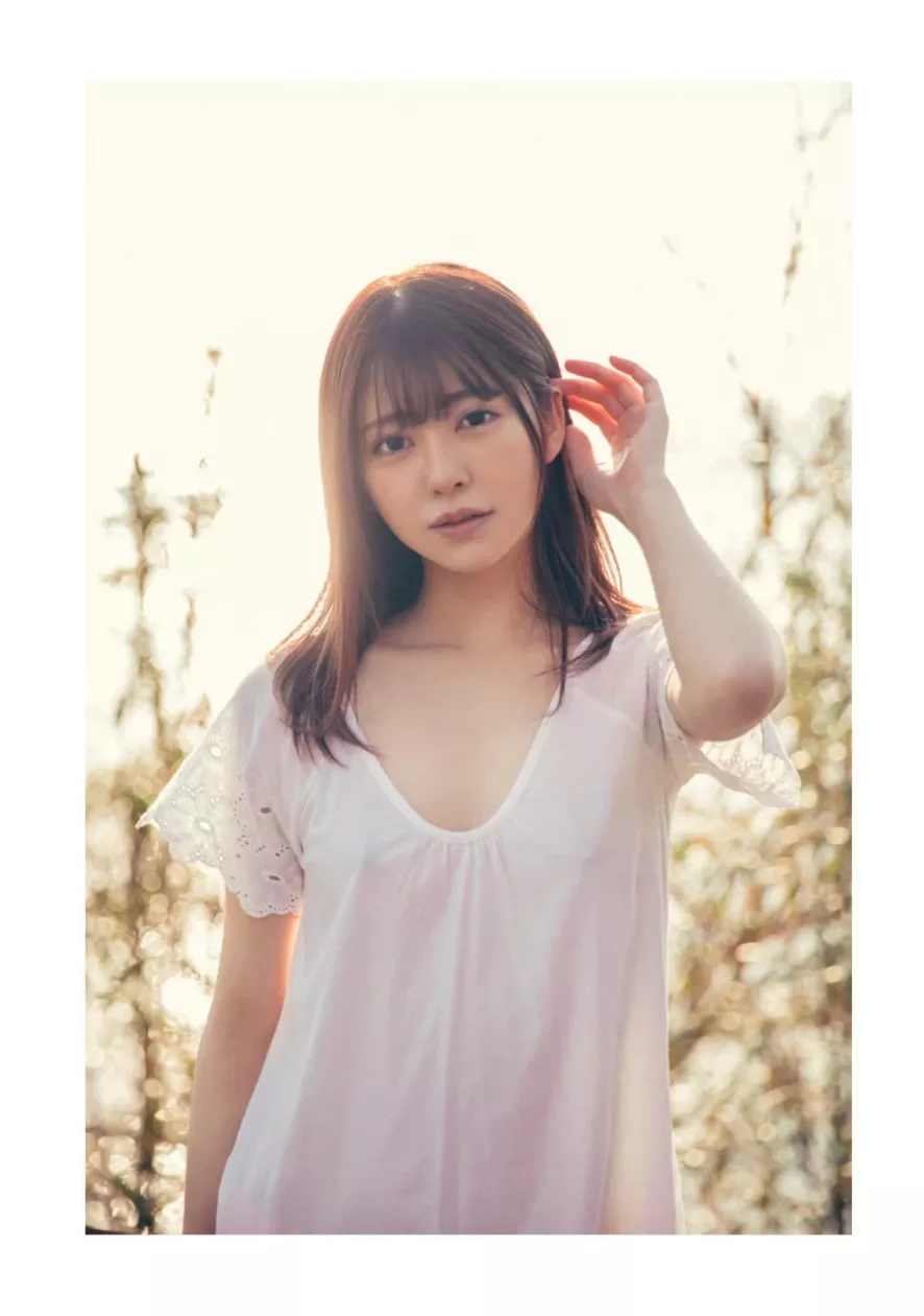 《我的自私》 森日菜子 (79P) 写真集