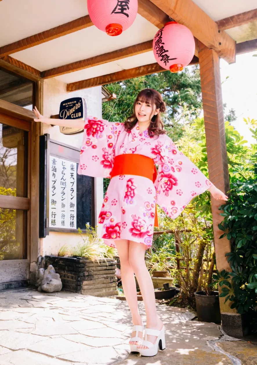 《我的自私》 森日菜子 (79P) 写真集