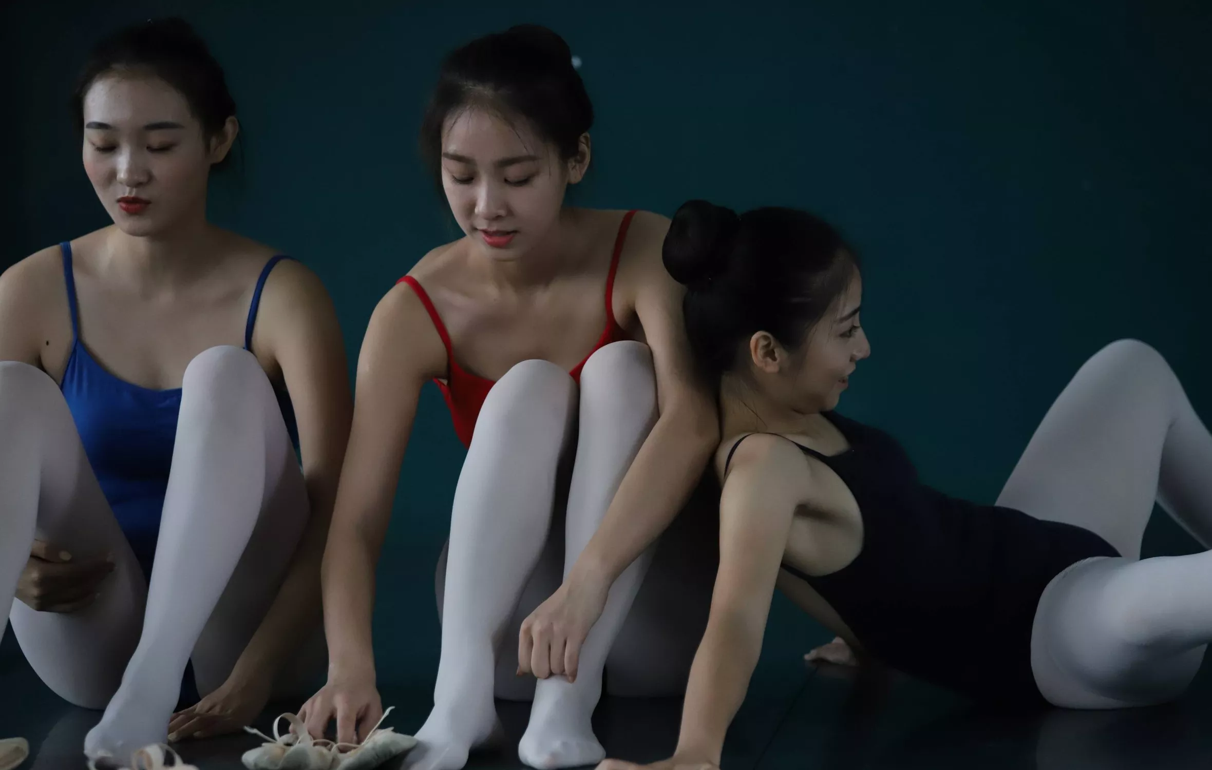 【大西瓜组图】 多色舞蹈服1【129P】 W004