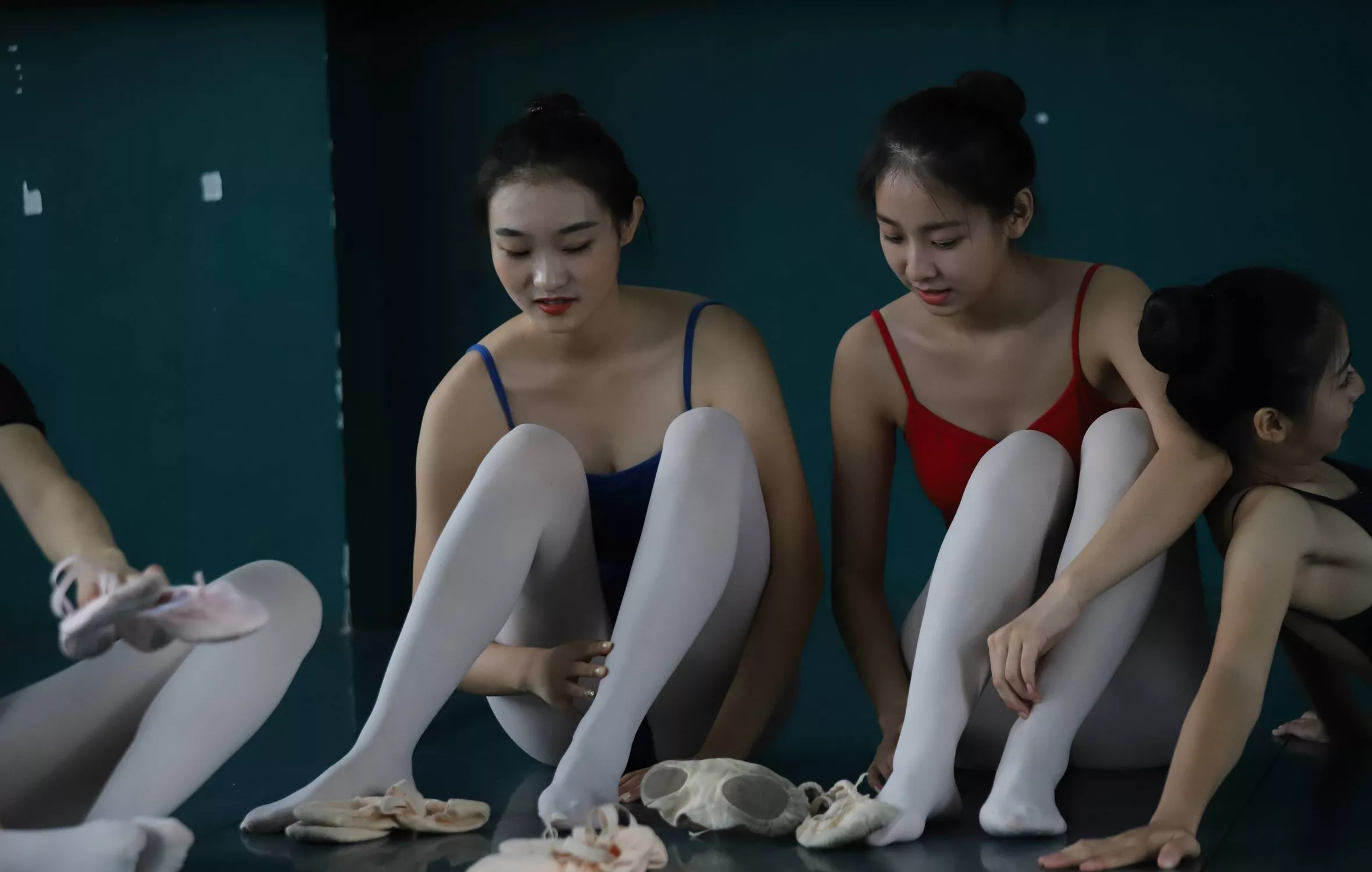 【大西瓜组图】 多色舞蹈服1【129P】 W004