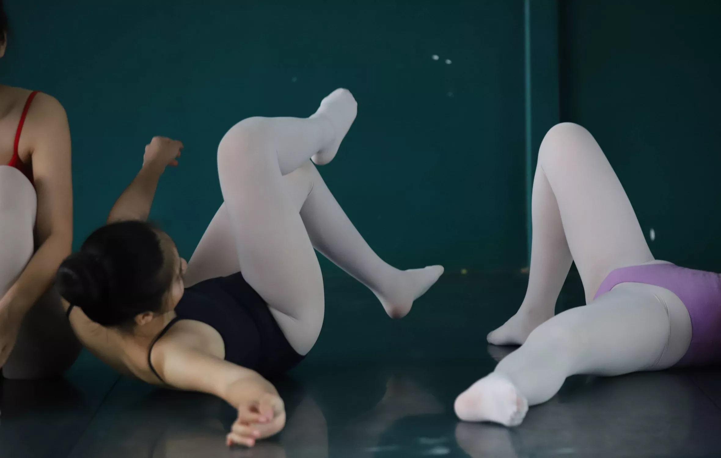 【大西瓜组图】 多色舞蹈服1【129P】 W004