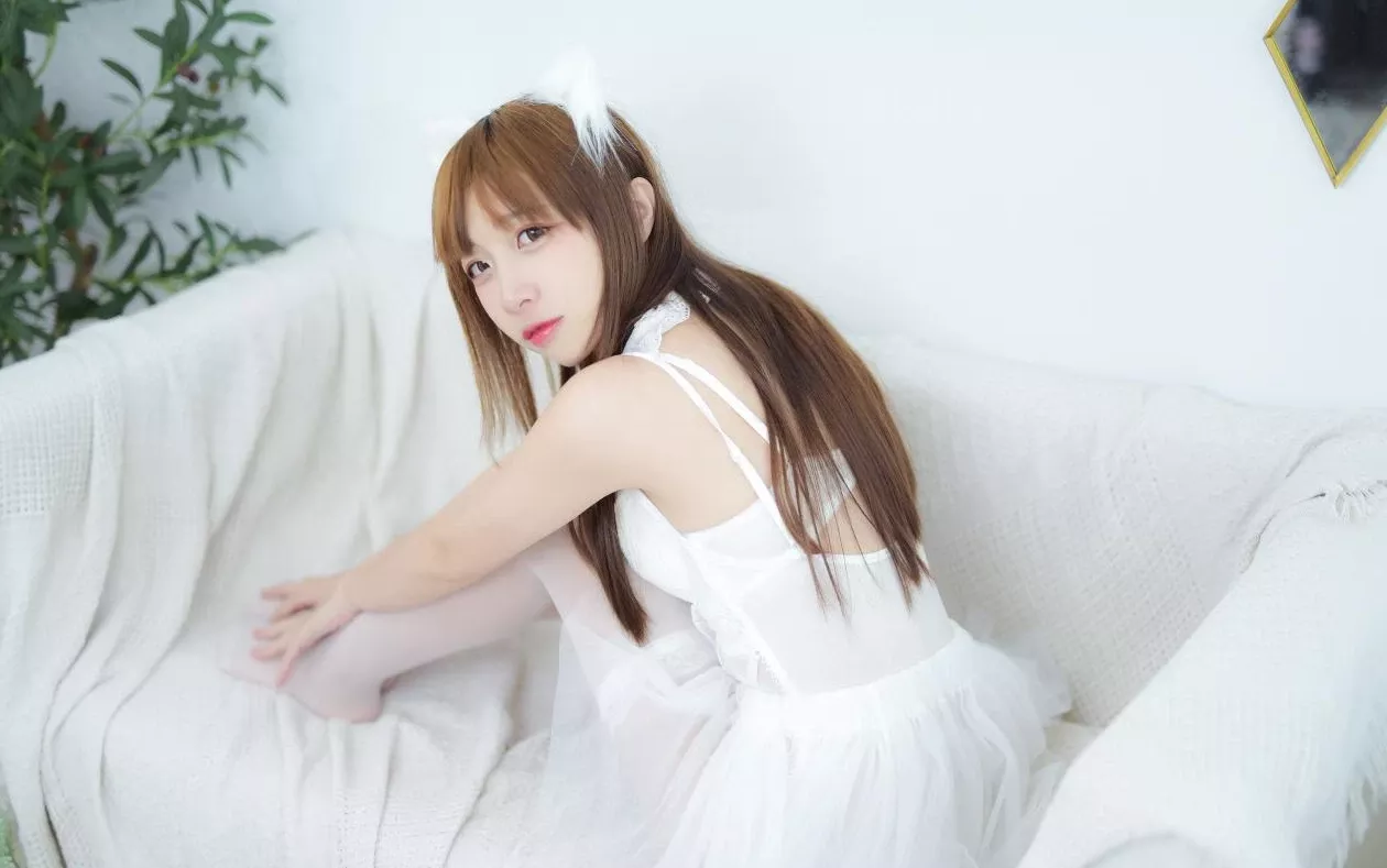 佳人cosplay 二佐Nisa 白婚纱